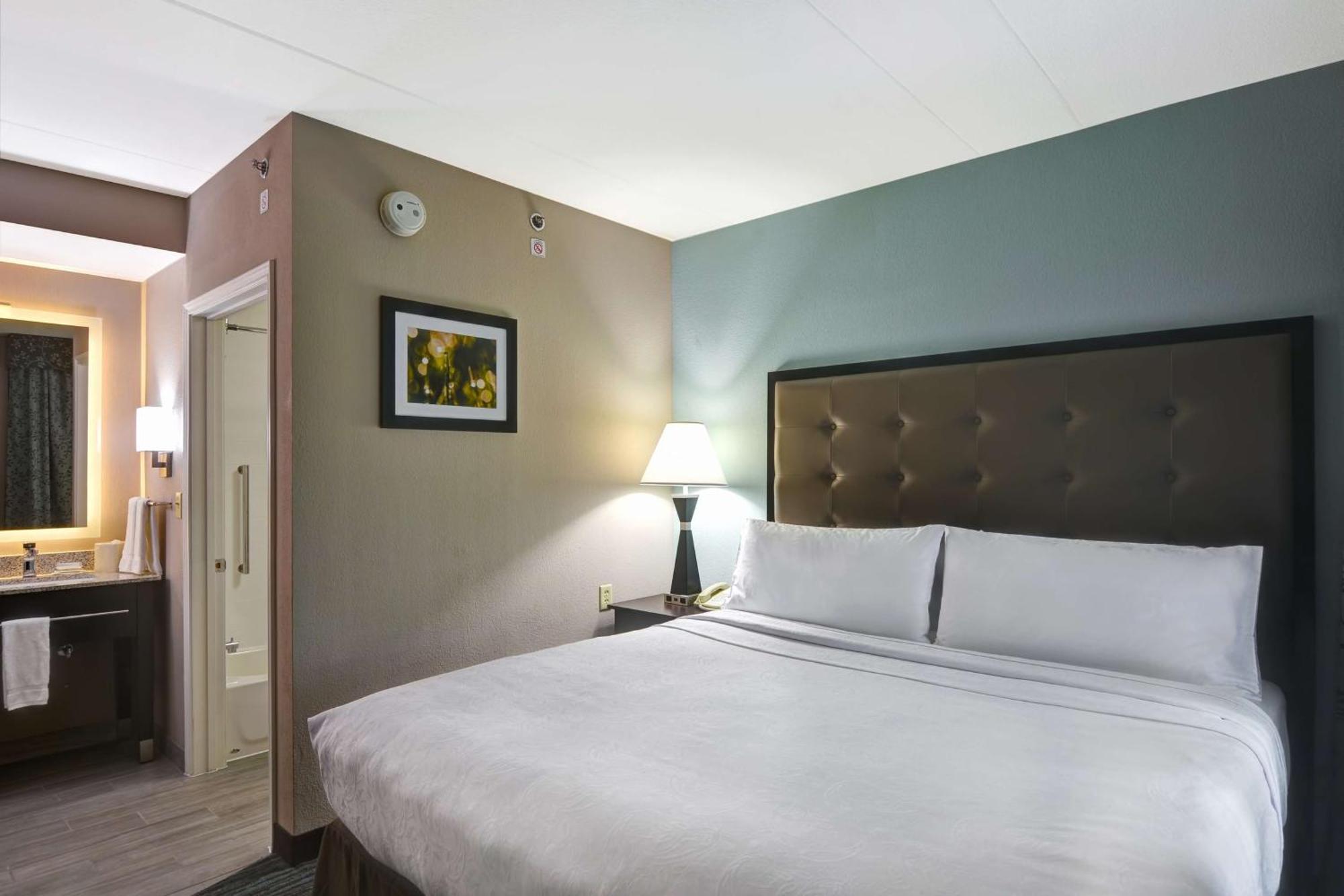 Two-Bedroom King Suite - Non-Smoking