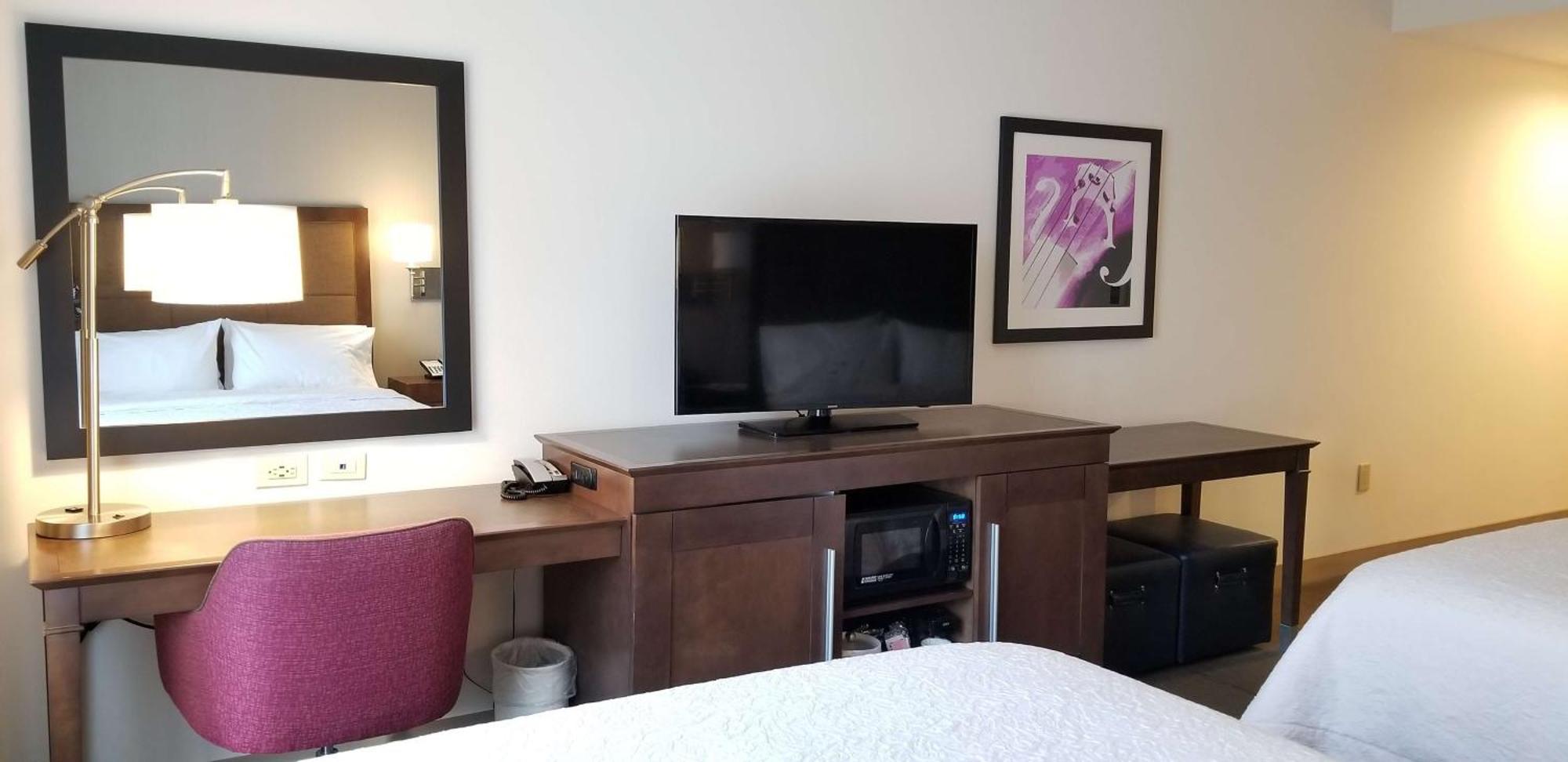 King Room with Sofa Bed - Non-Smoking