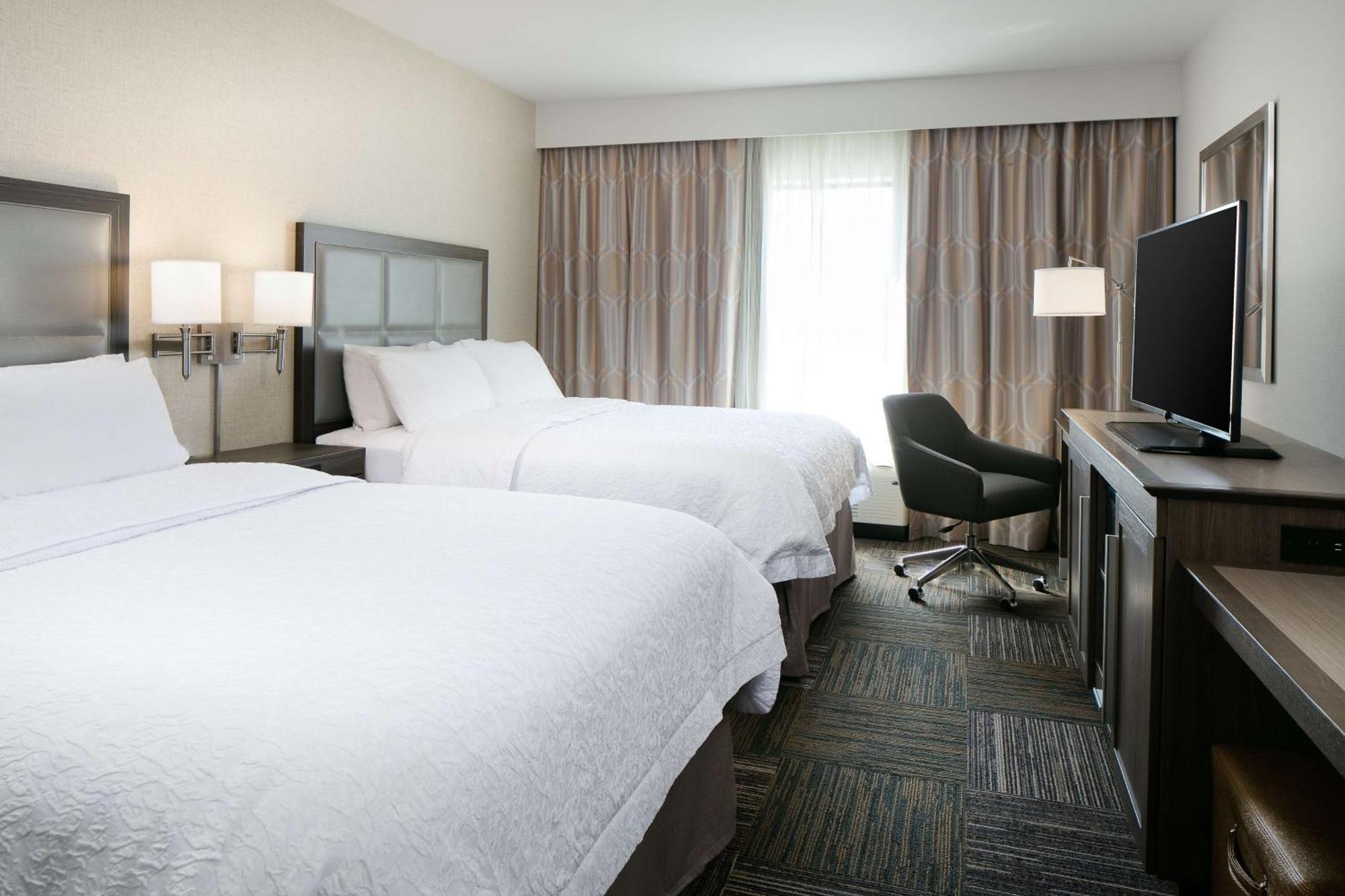Queen Room with Two Queen Beds (4 Adults)