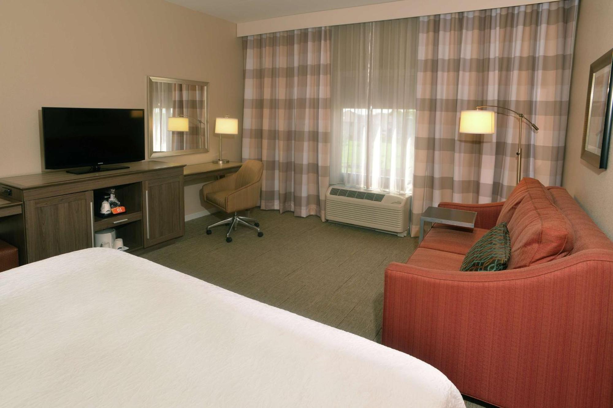 Premium Executive King Room - Non-Smoking
