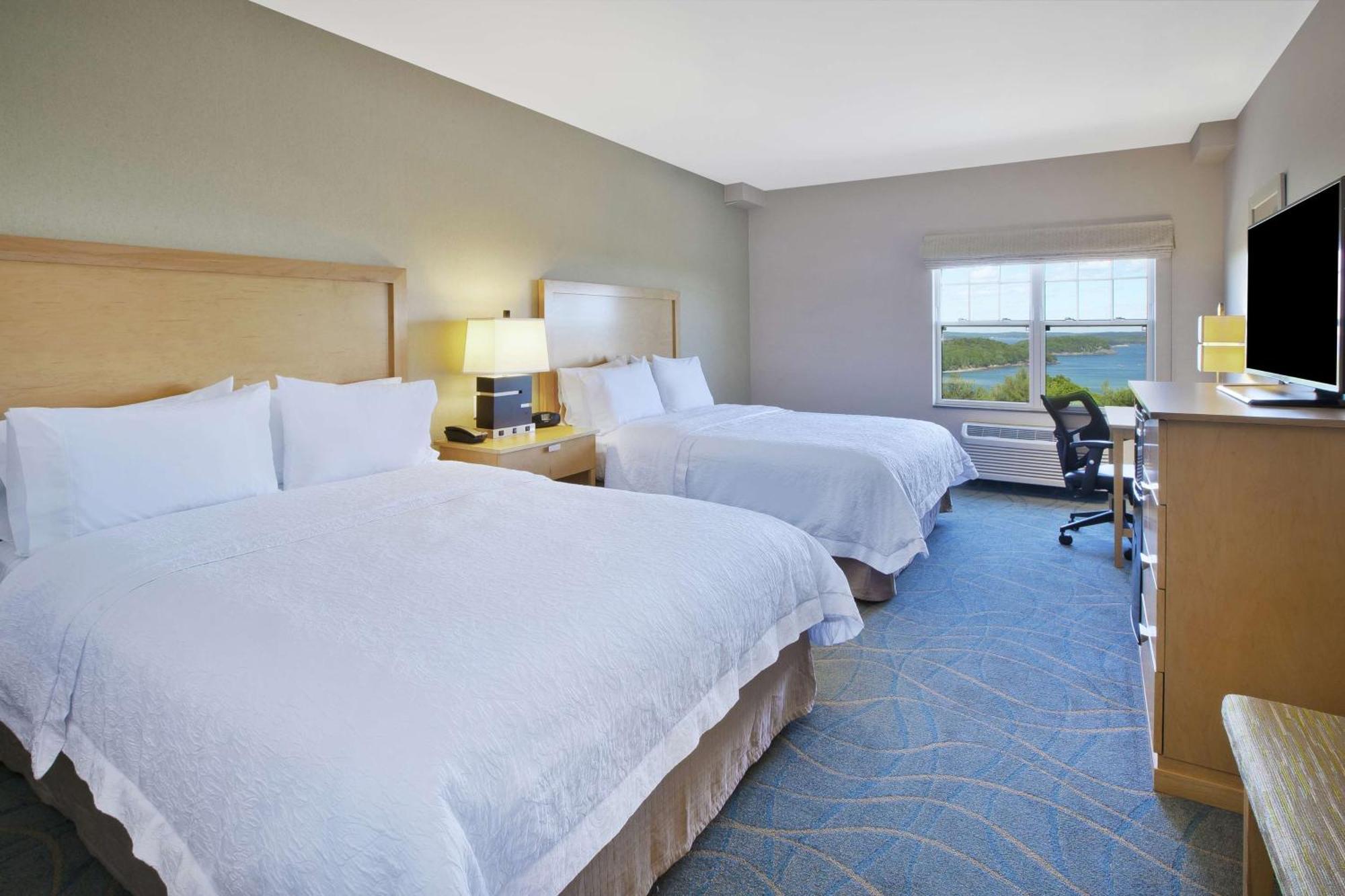 Queen Room with Two Queen Beds - Disability Access/Non-Smoking with Ocean View