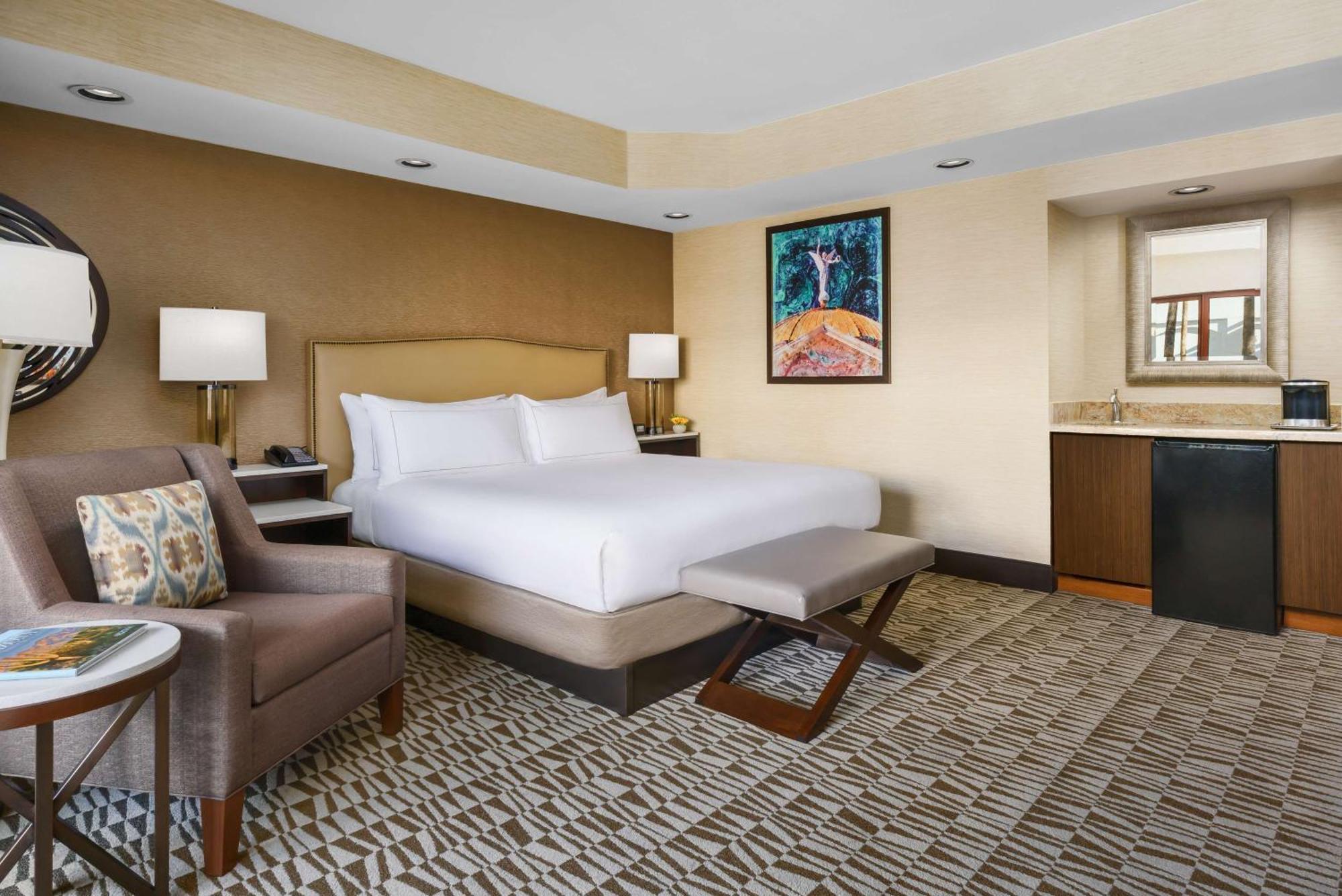 Standard King Room