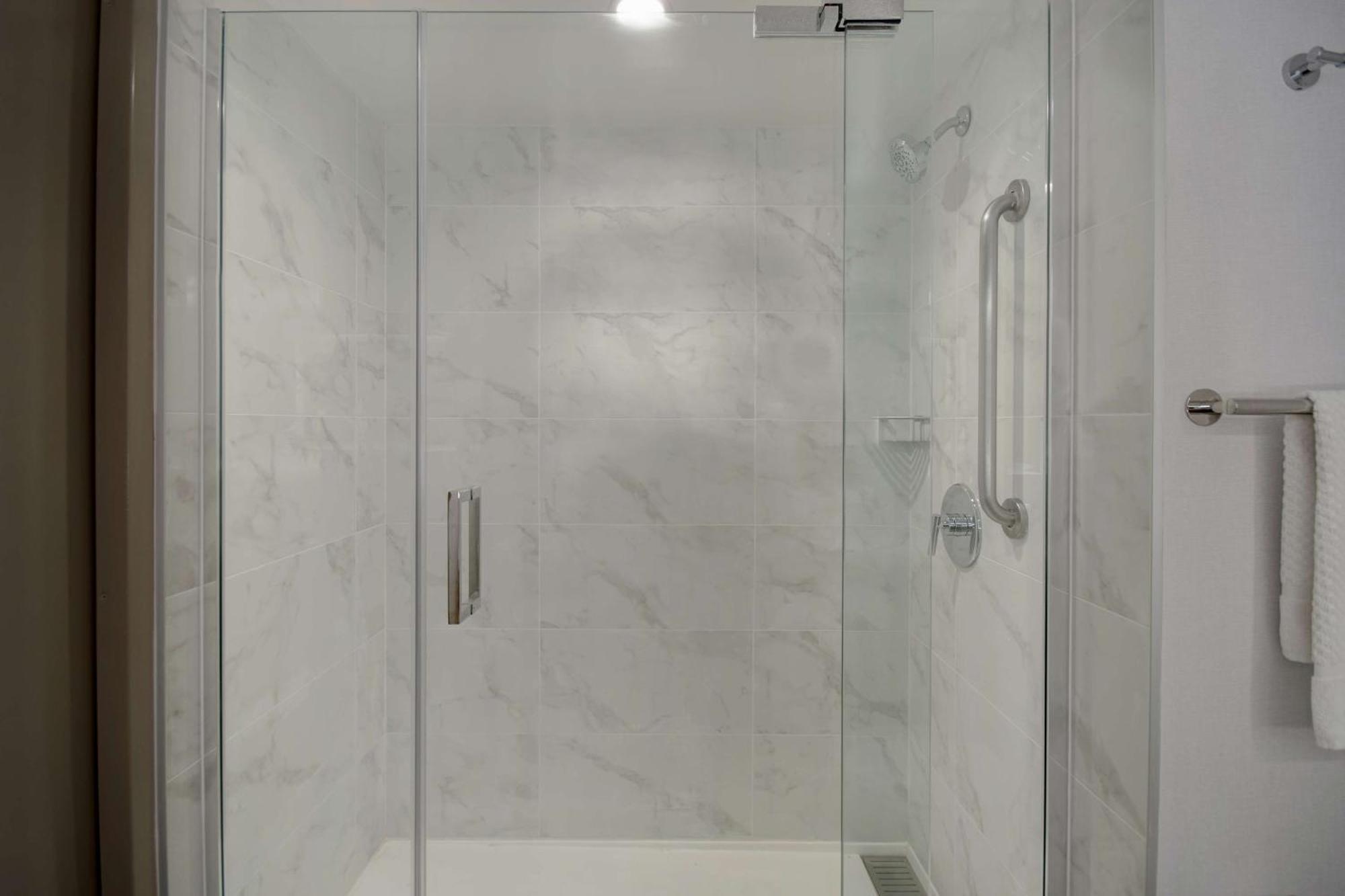 King Studio Suite