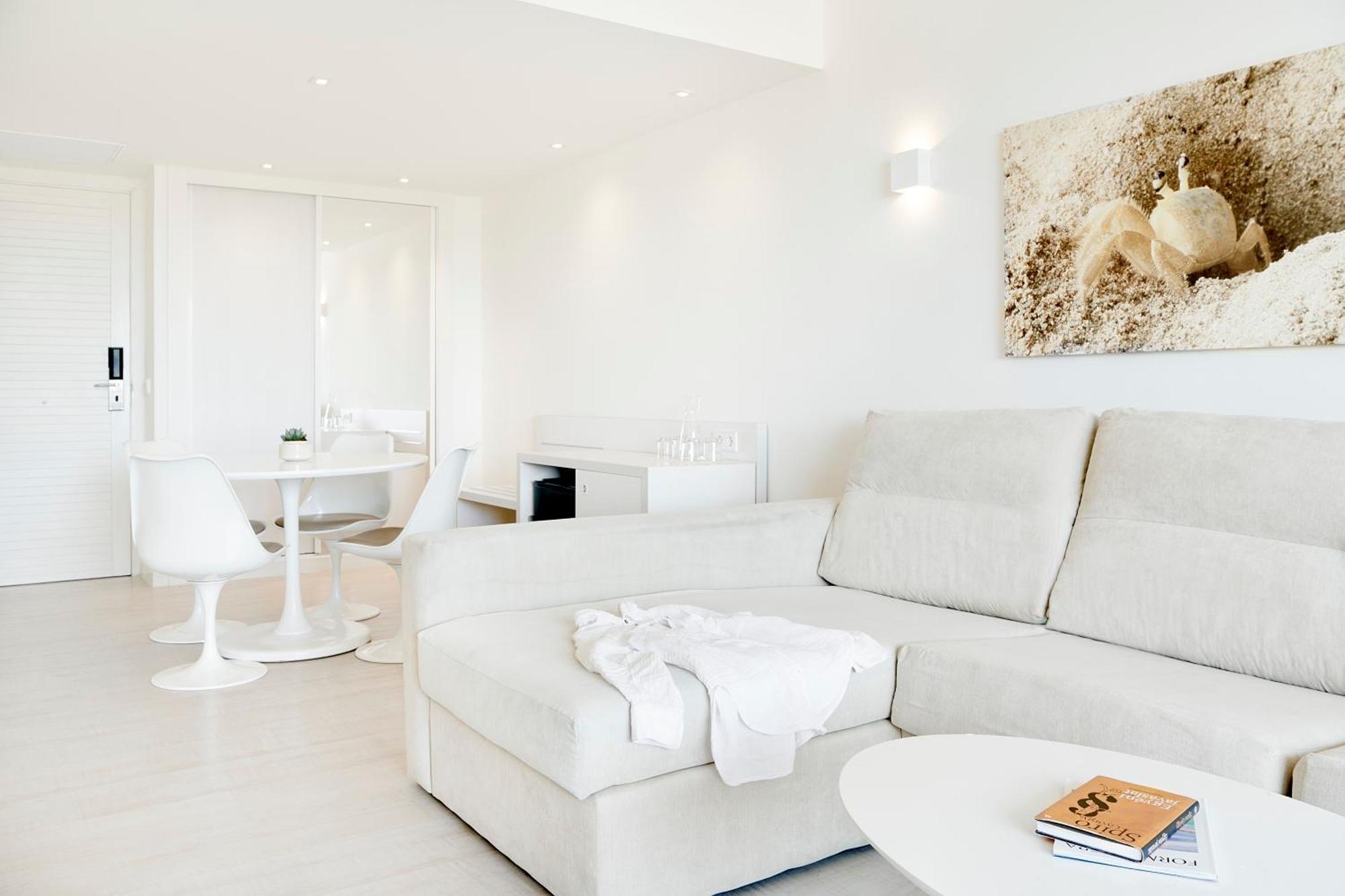 Double or Twin Room with Garden View,1557513088:JPEG