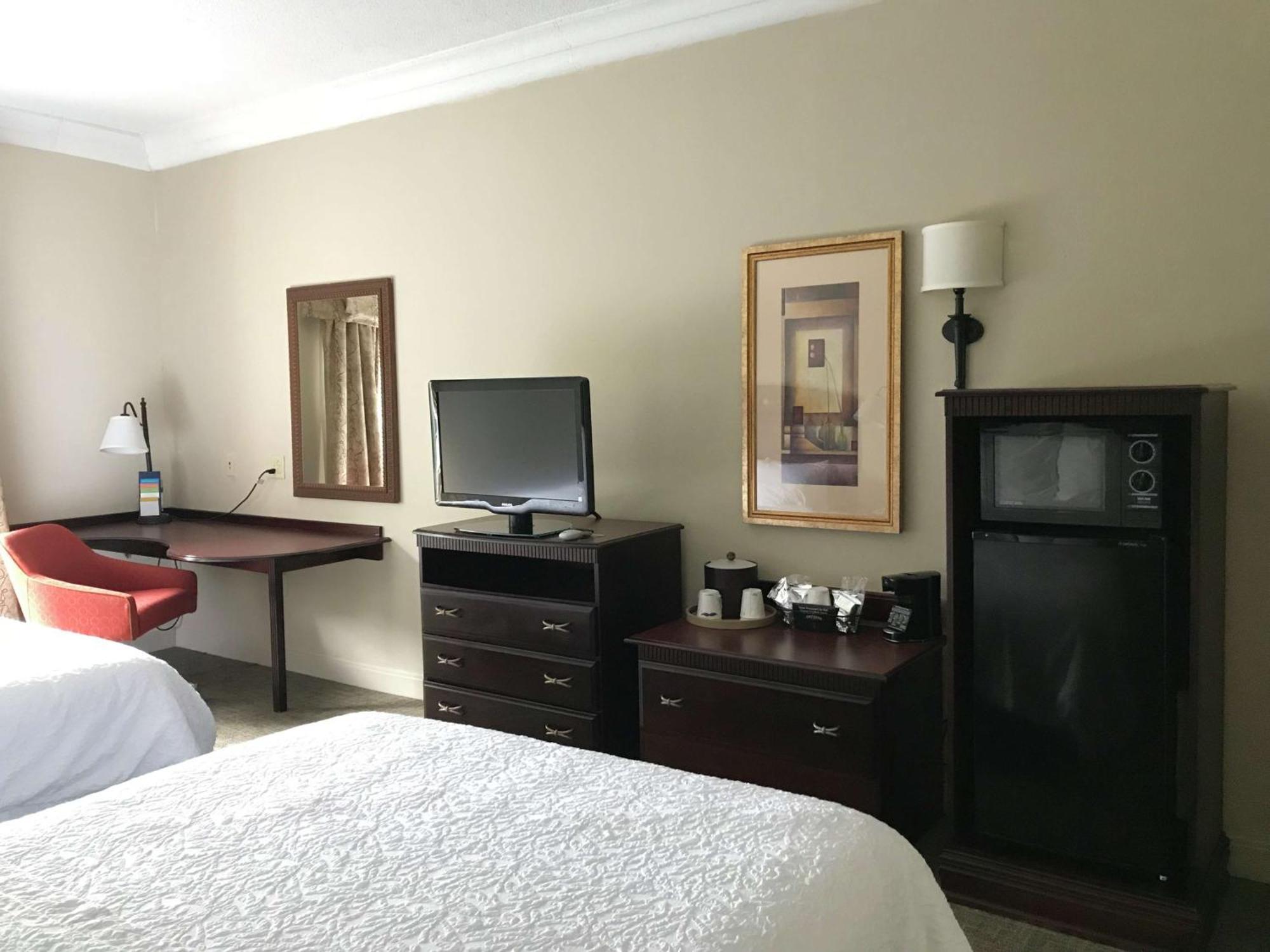 Room with Two Queen Beds - Non-Smoking