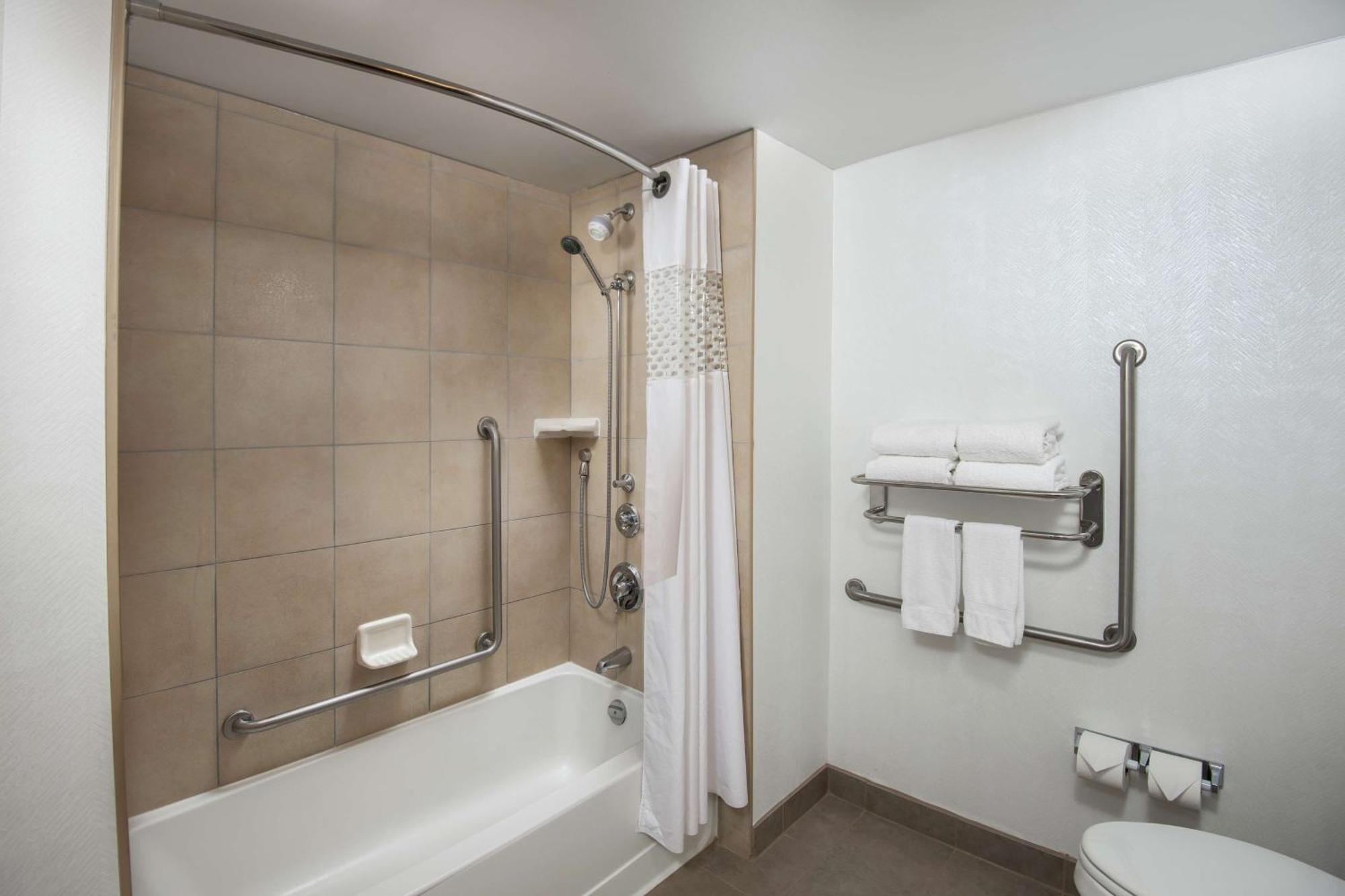 Queen Room Two Queen Beds Disability Access or Non-Smoking