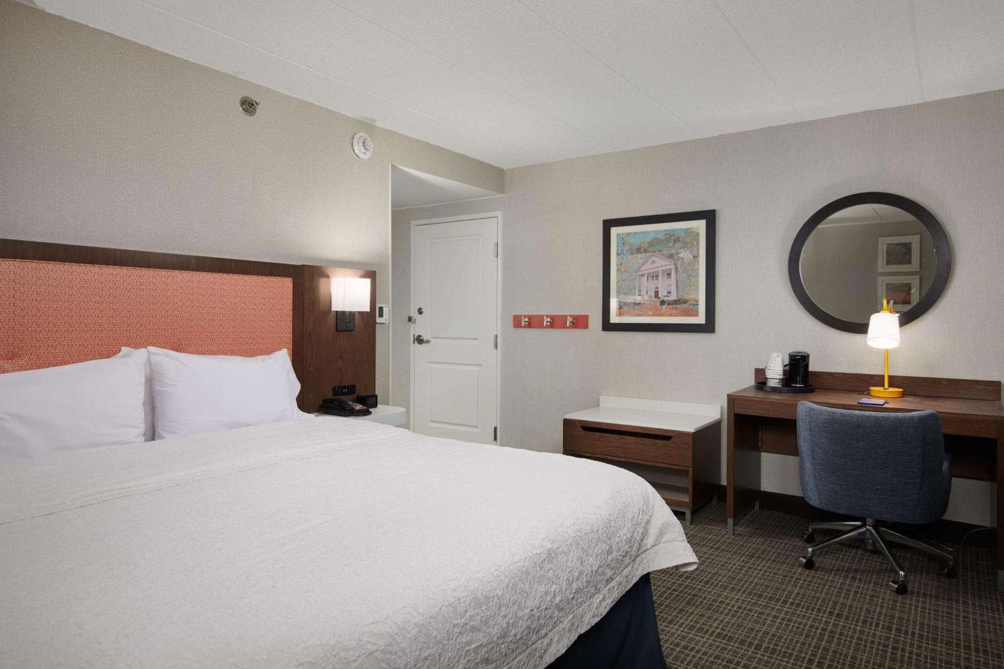 King Room Mobility Access or Non-Smoking