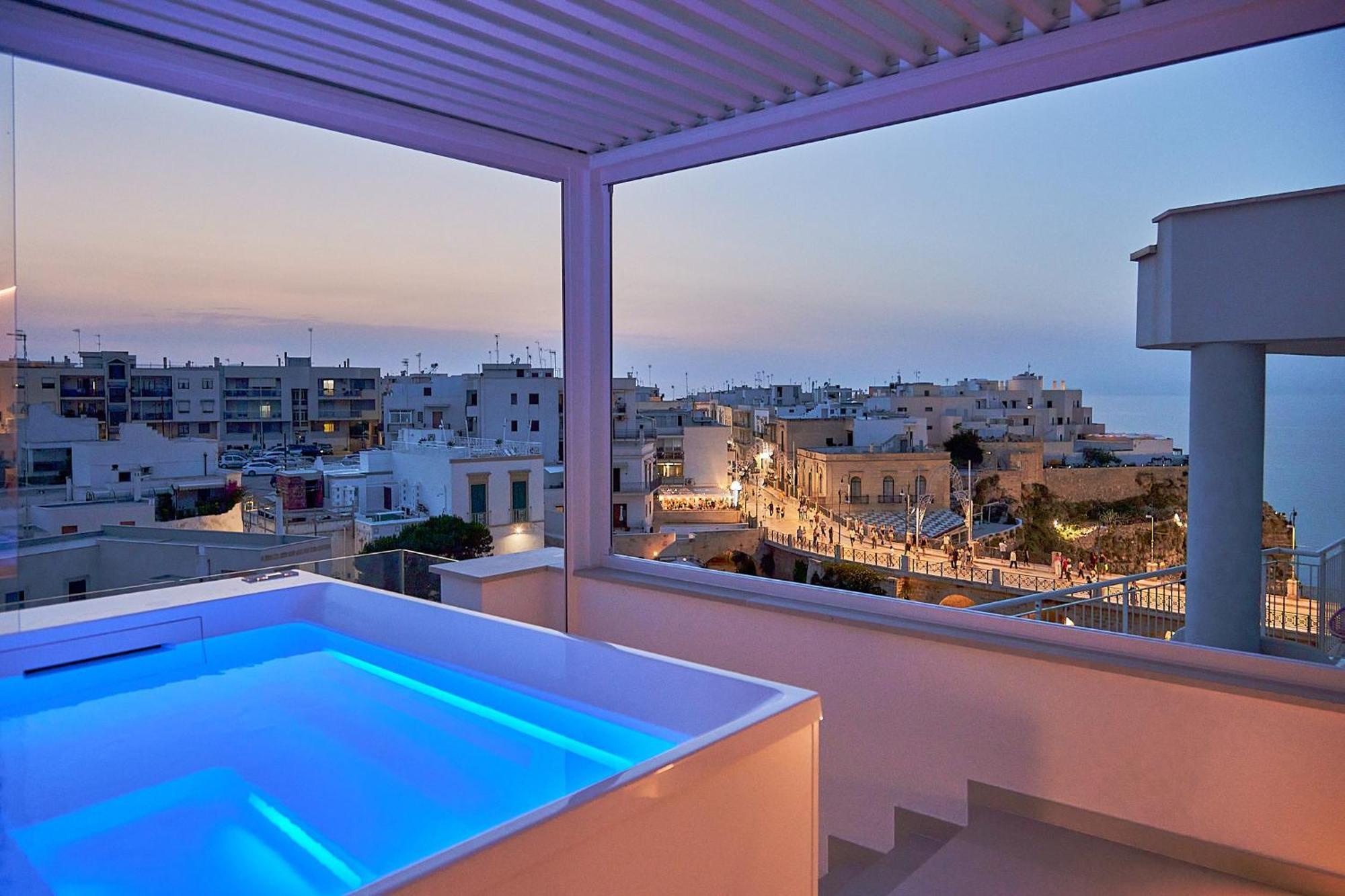 Double Room with Spa Bath