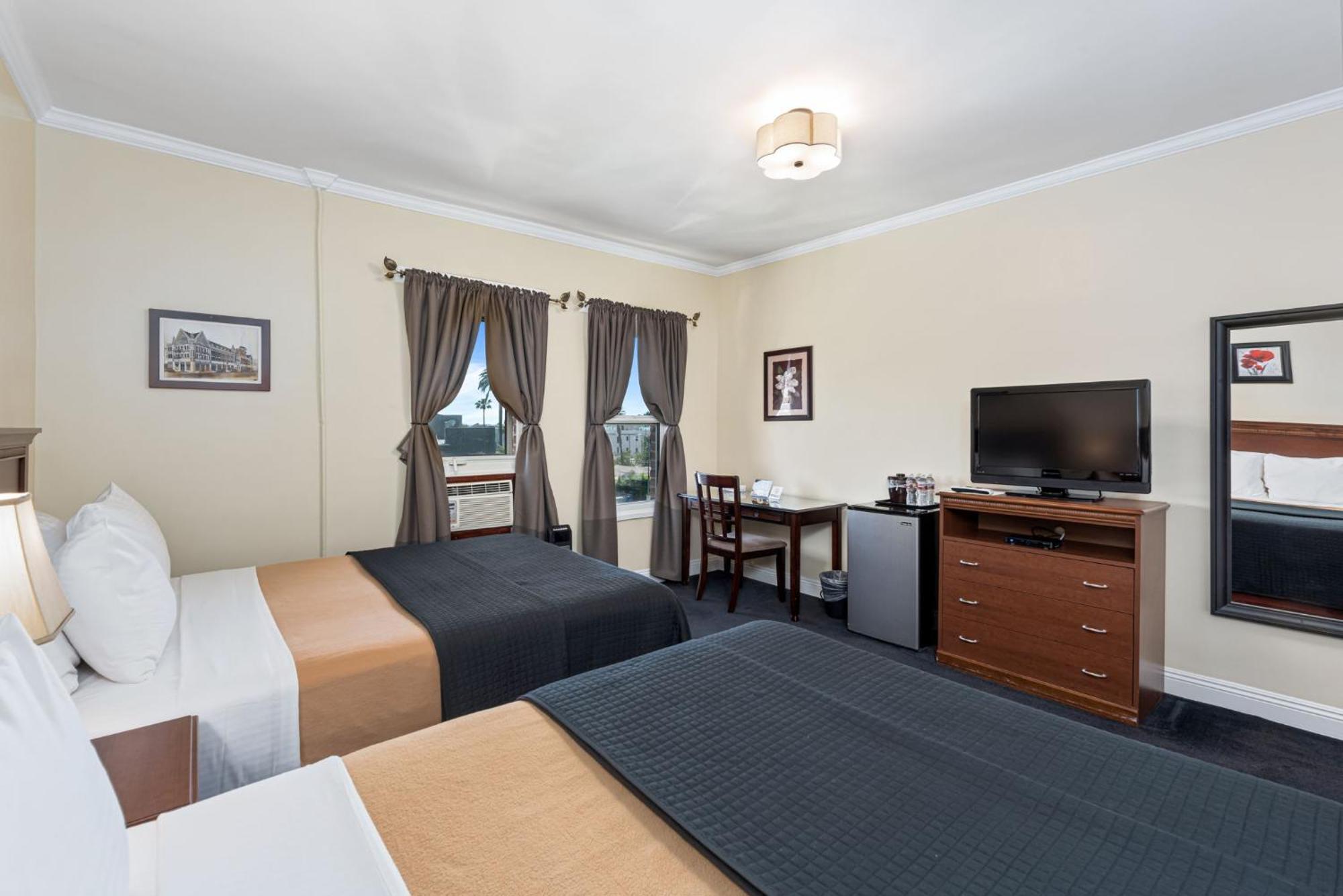 Chambre avec 2 Grands Lits Queen-Size