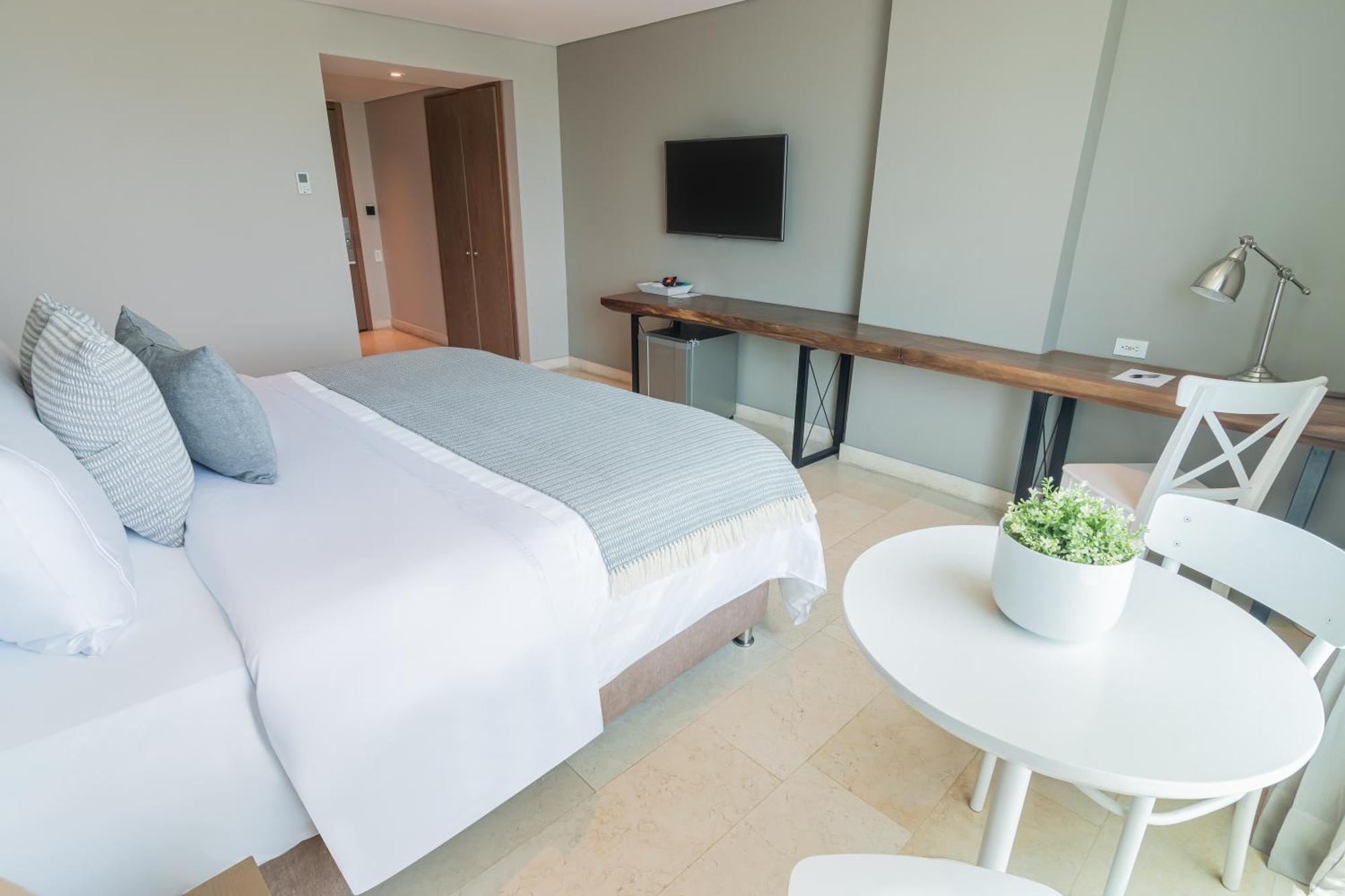 Family Double Room,1558043263:JPEG
