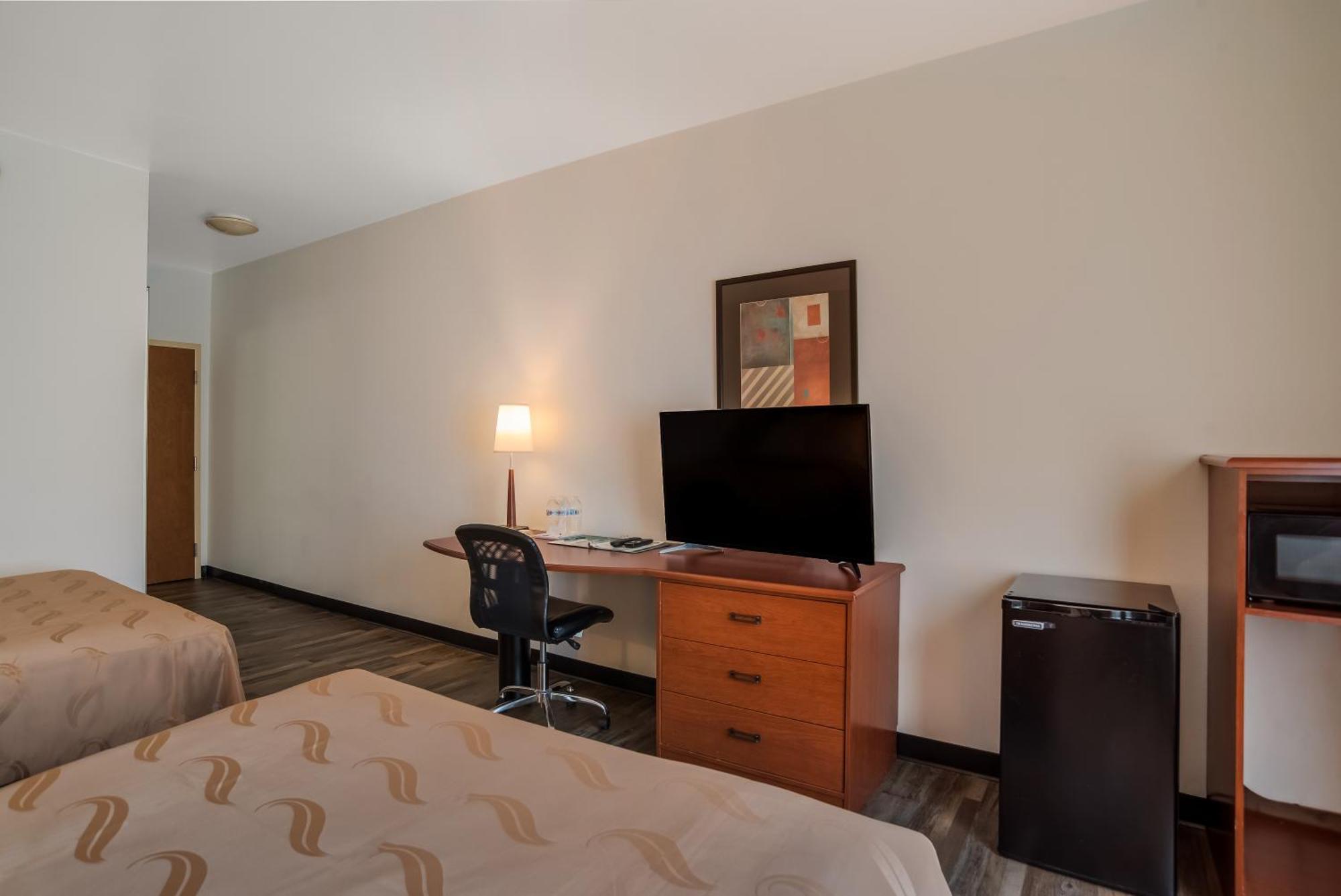 Queen Room with Two Queen Beds Ground Floor - Accessible/Non-Smoking