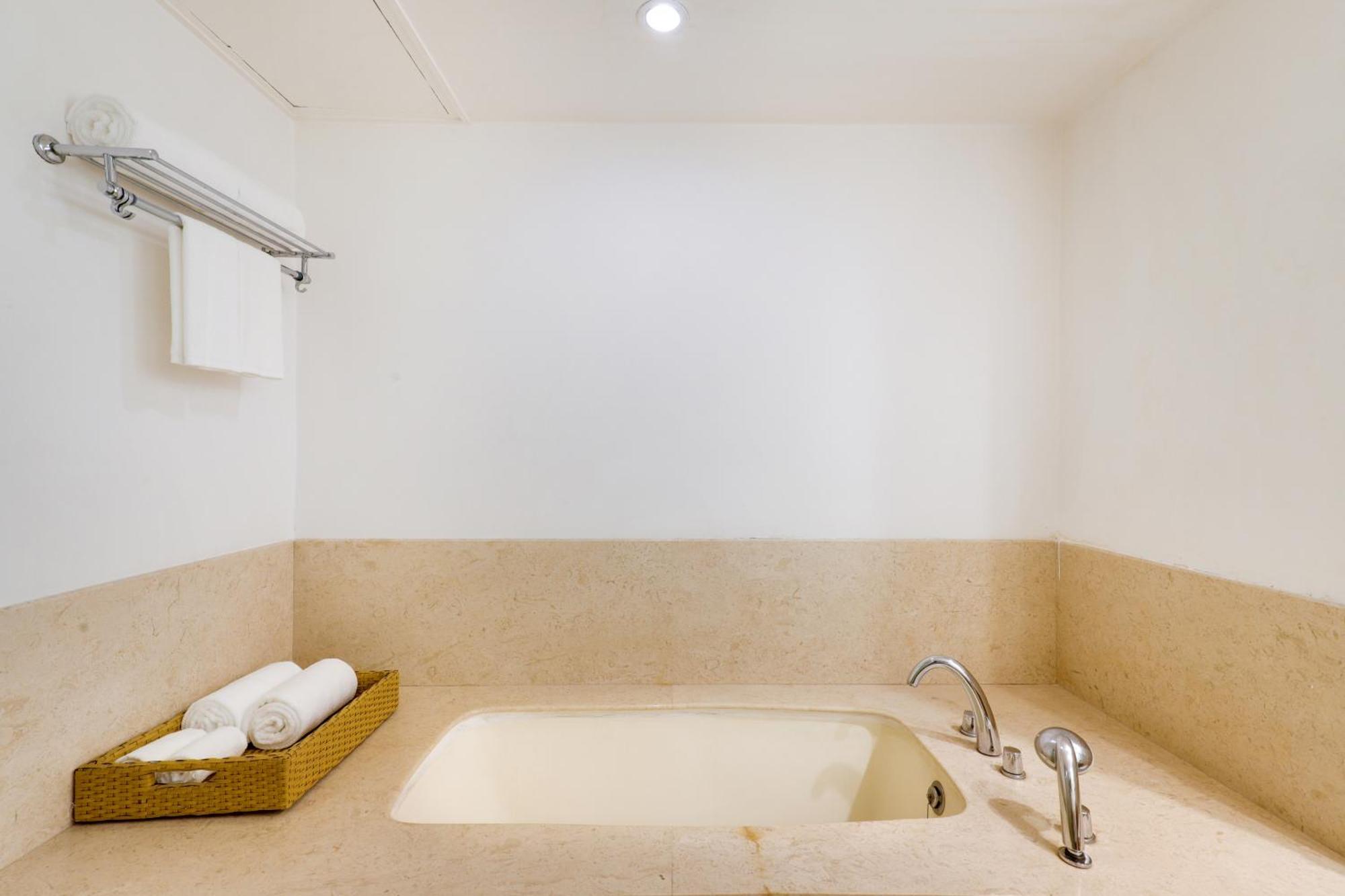 Executive Suite with 15% Off on F&B, 02 pcs laundry, High tea with snacks, Happy Hours 1+1 IMFL, 02 Glass of Beer OR 2 - 30ml IMFL liquor & Late Check-Out by 02 hours Subject to availability