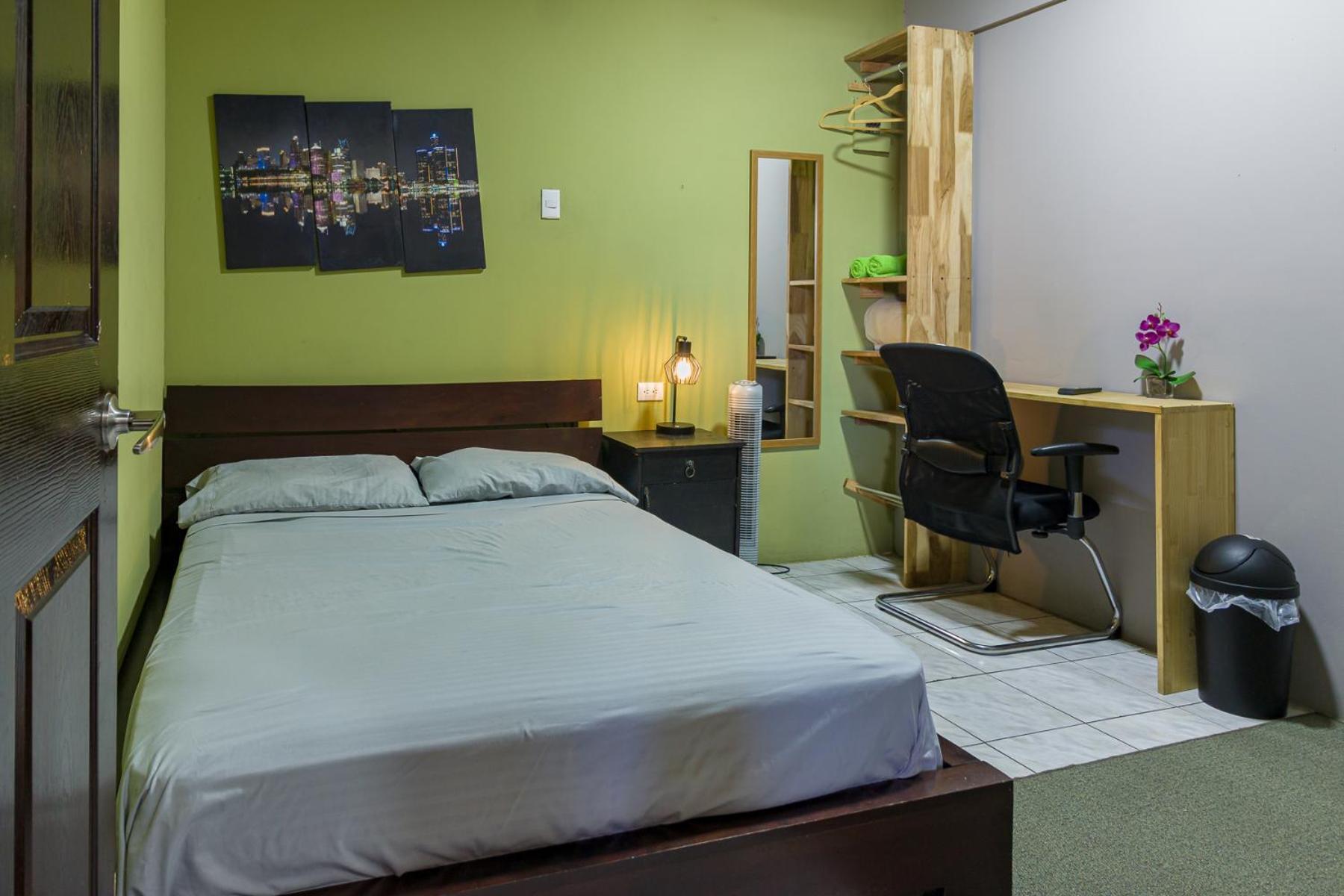 Standard Twin Room with Shared Bathroom,1558184851:JPEG