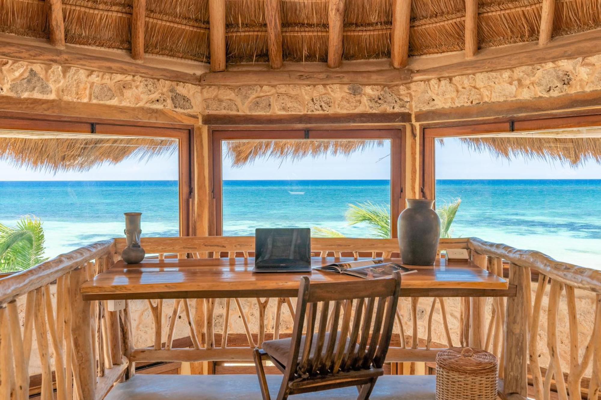 Villa Beach Front