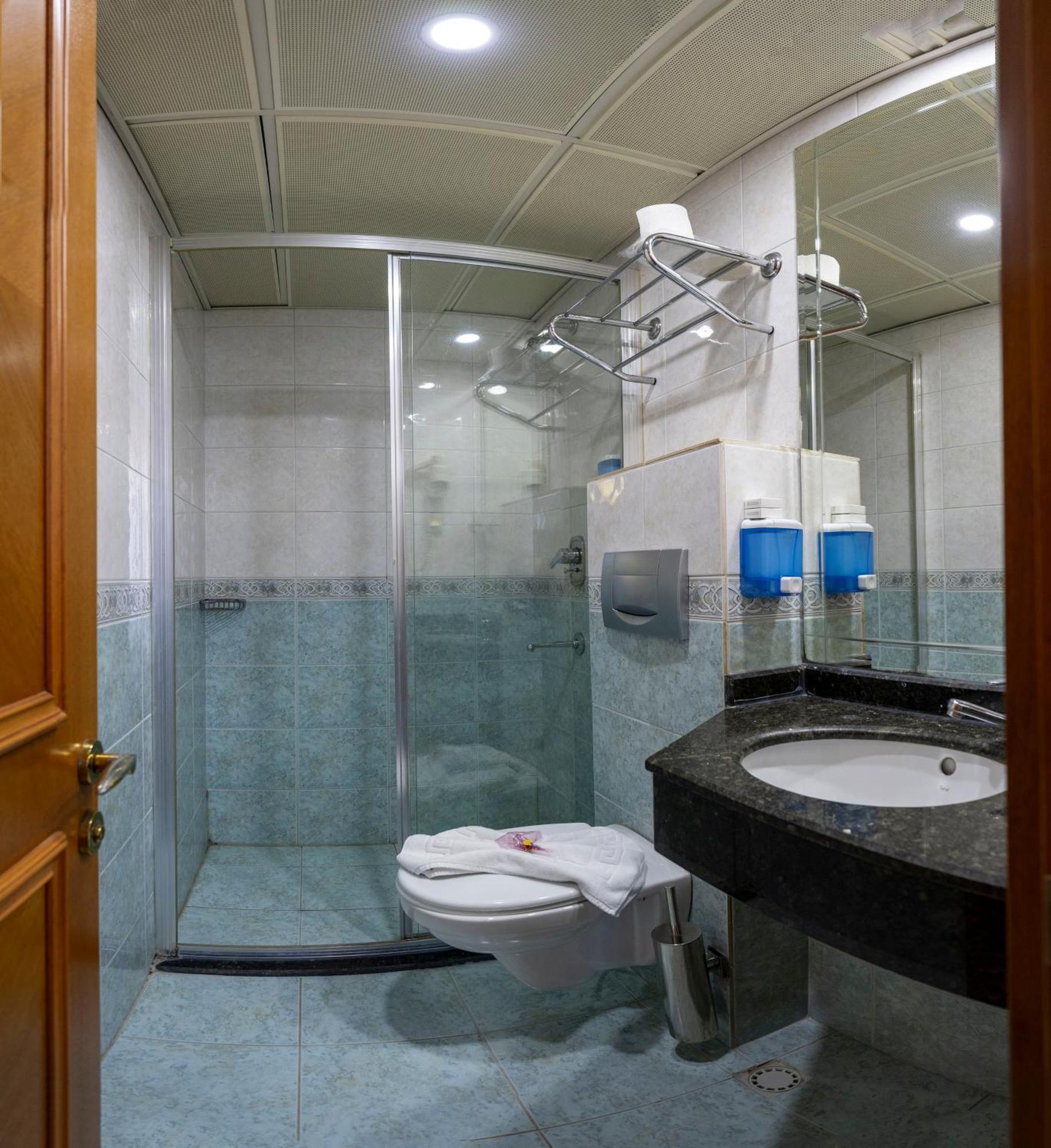Quadruple Room with Balcony,1558384876:JPEG