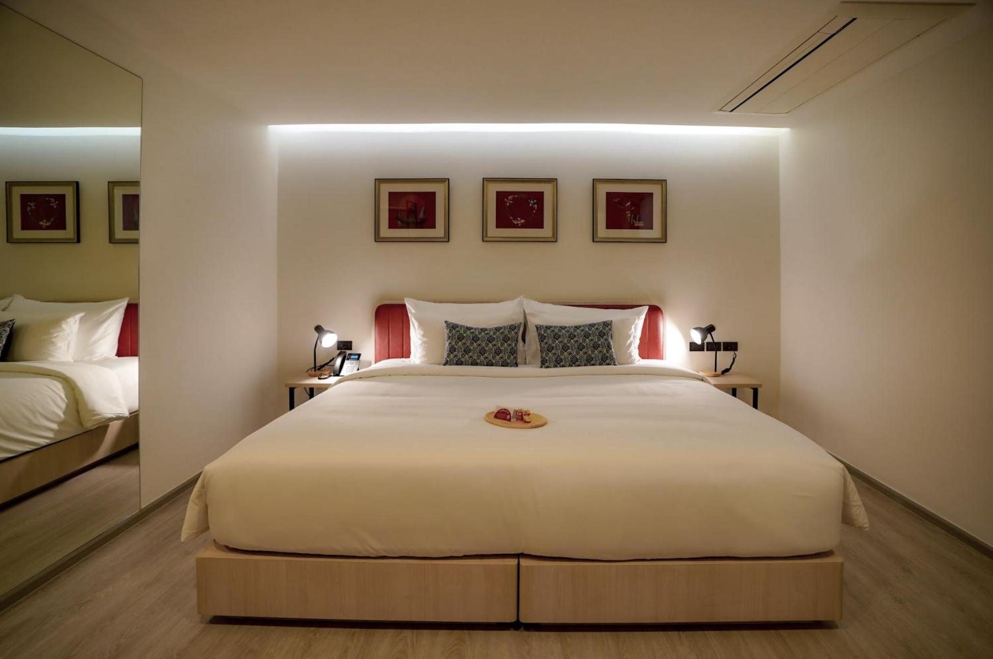 Standard Double Room,1558463887:JPEG