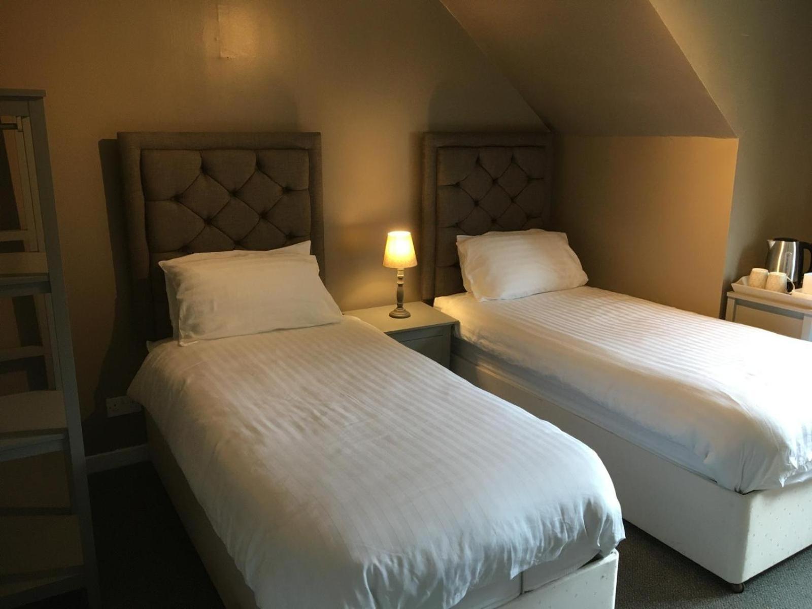 Classic Twin Room