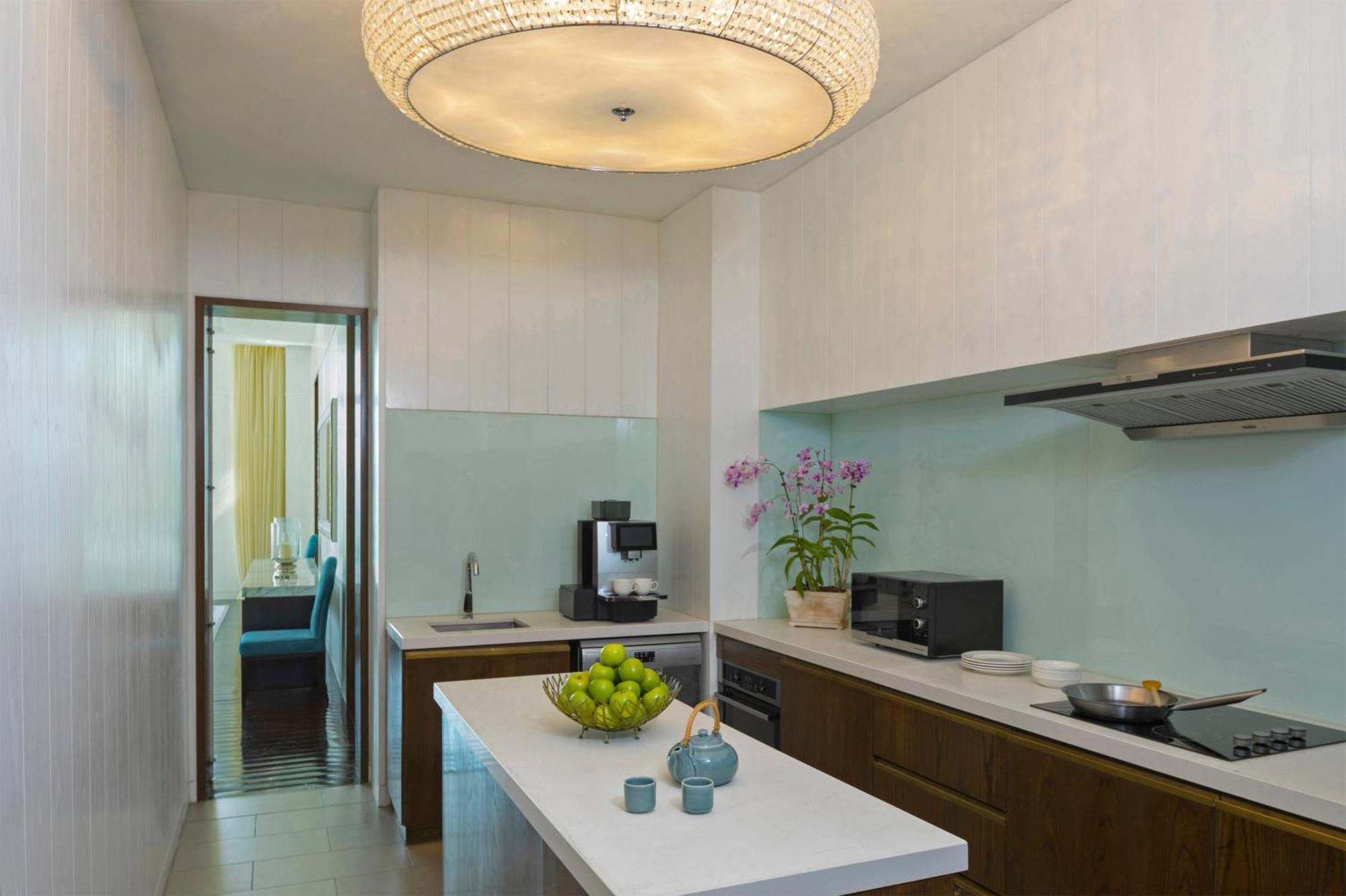 2 King Beds 1 Queen Bed, and 1 Twin Bed, Sea View, Sunset View, 4-Bedroom Villa