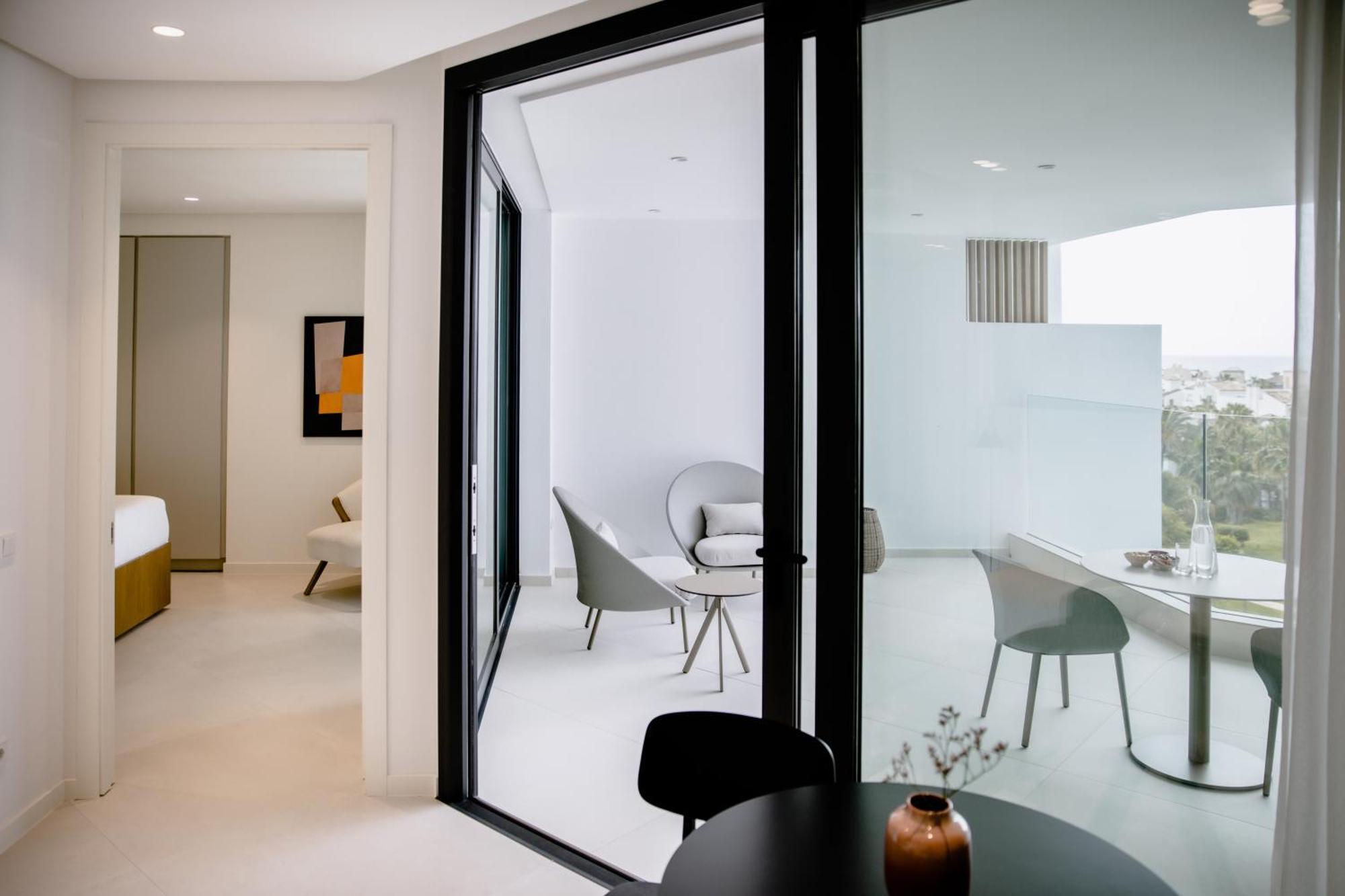 Corner Suite Sea View