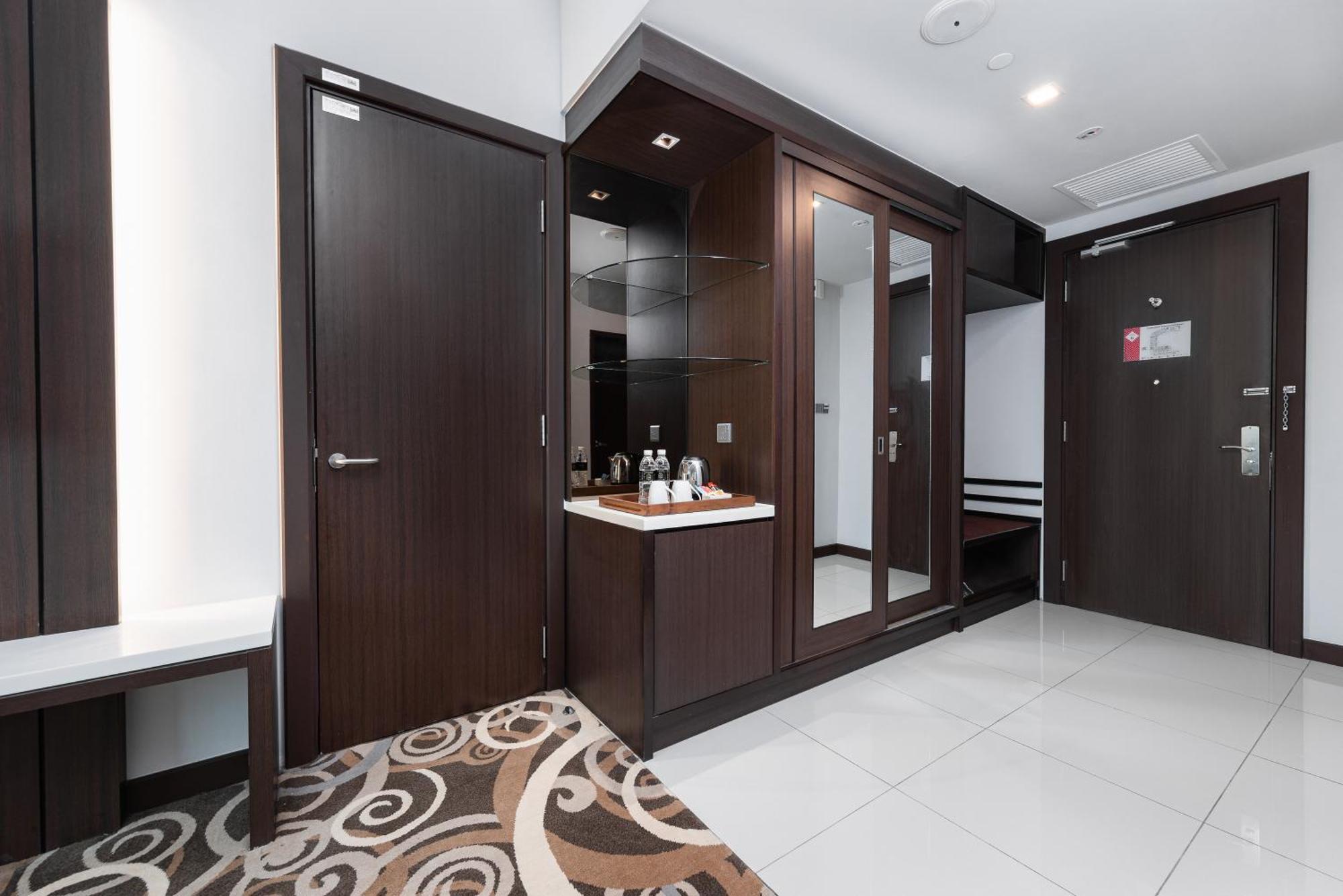 Superior King Room