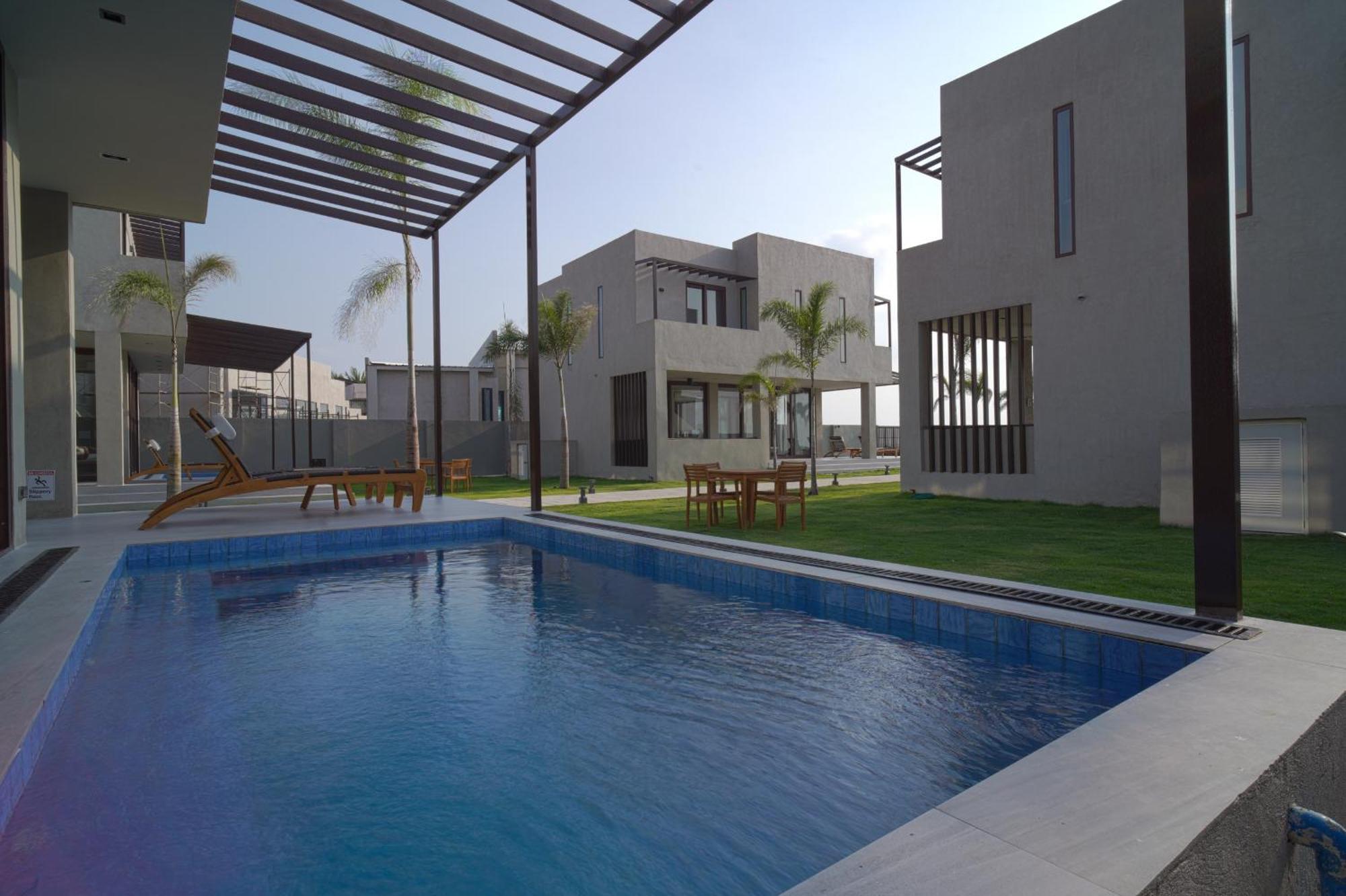 Villa Garden View,1469713343:JPEG