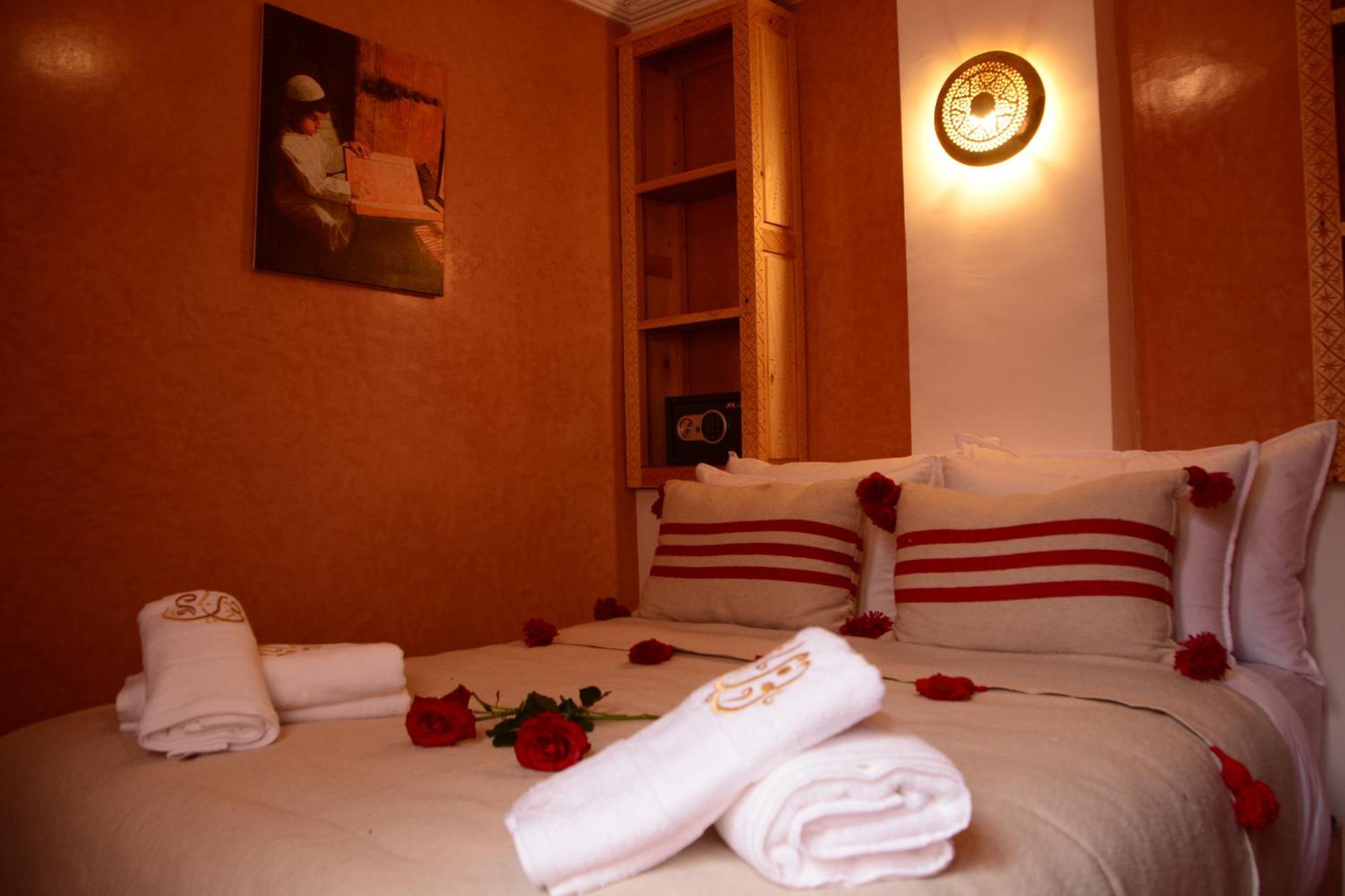 Double Room,1480630694:JPEG
