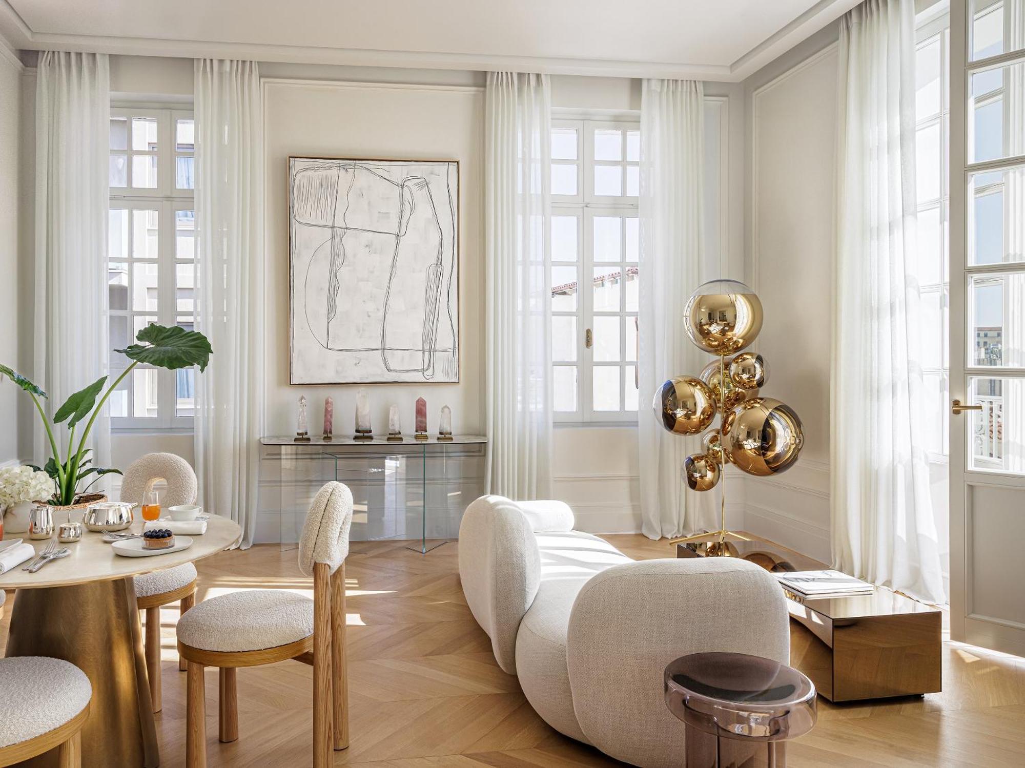 Acropolis Grand Apartment