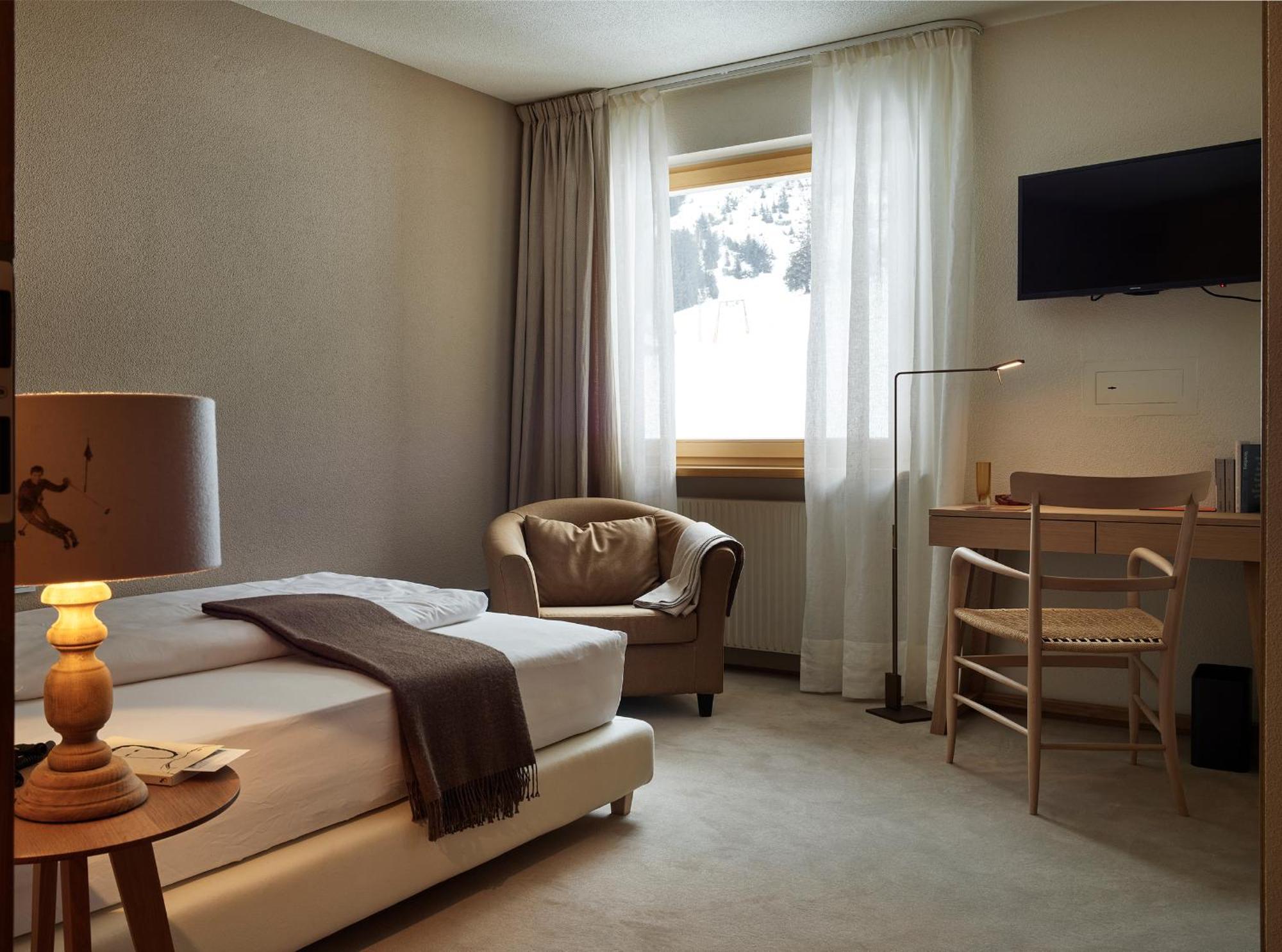 Single Room,1559230288:JPEG