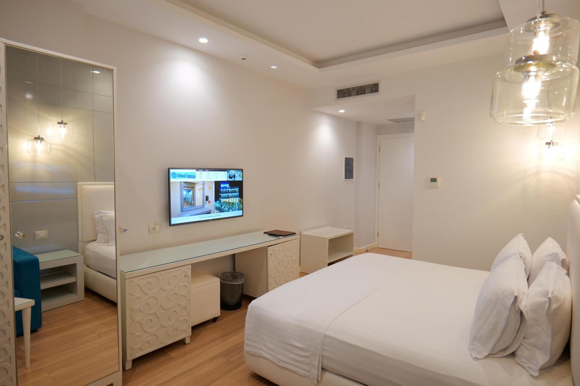Deluxe Double Room Balcony