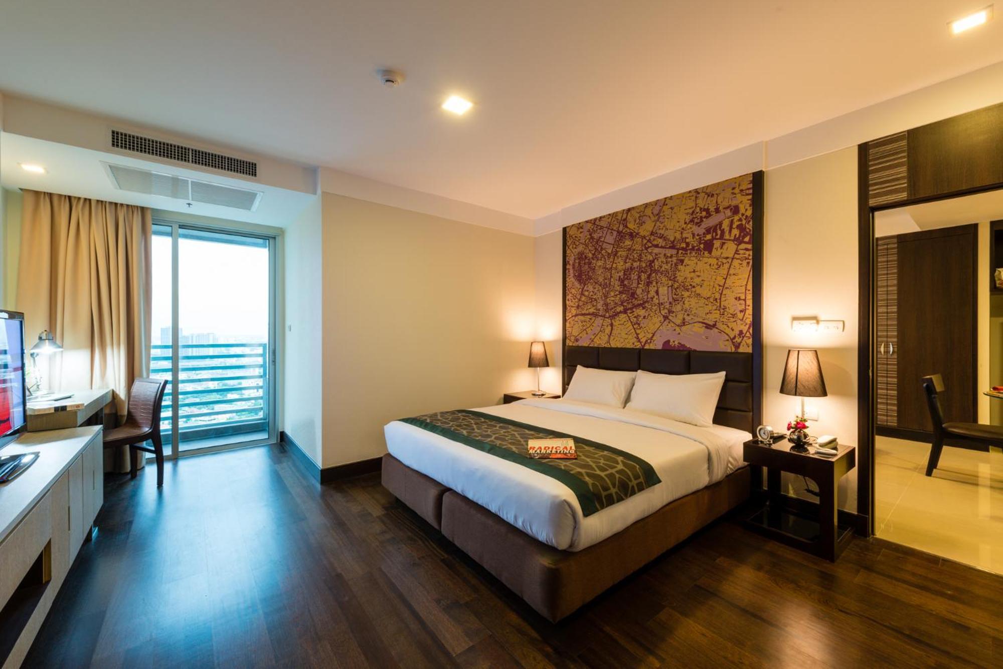 Triple Suite Two-Bedroom,1588505837:JPEG