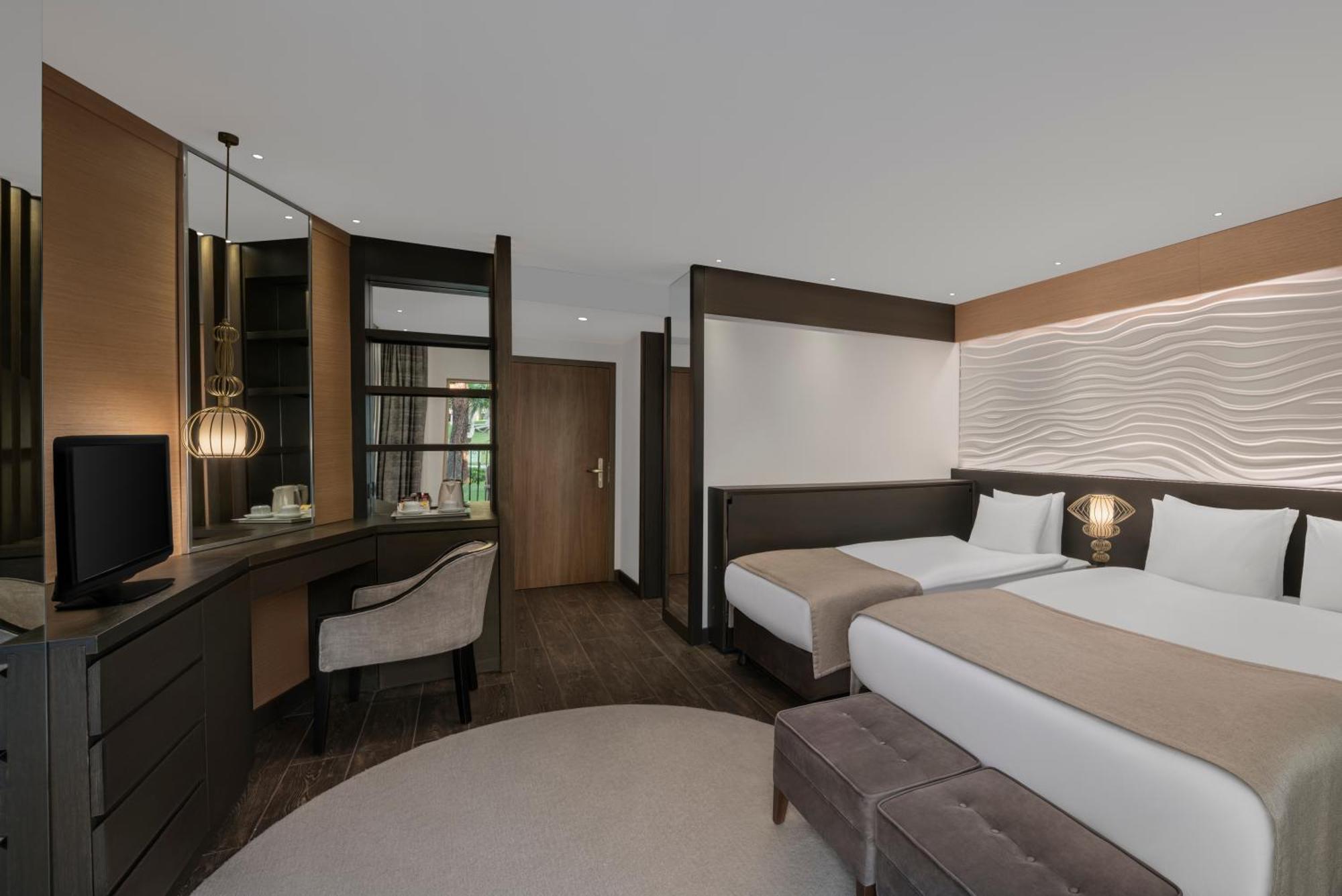 Comfort Club Room