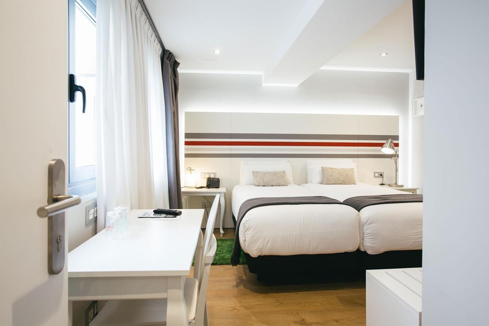 Penthouse Apartment Terrace,1559586673:JPEG