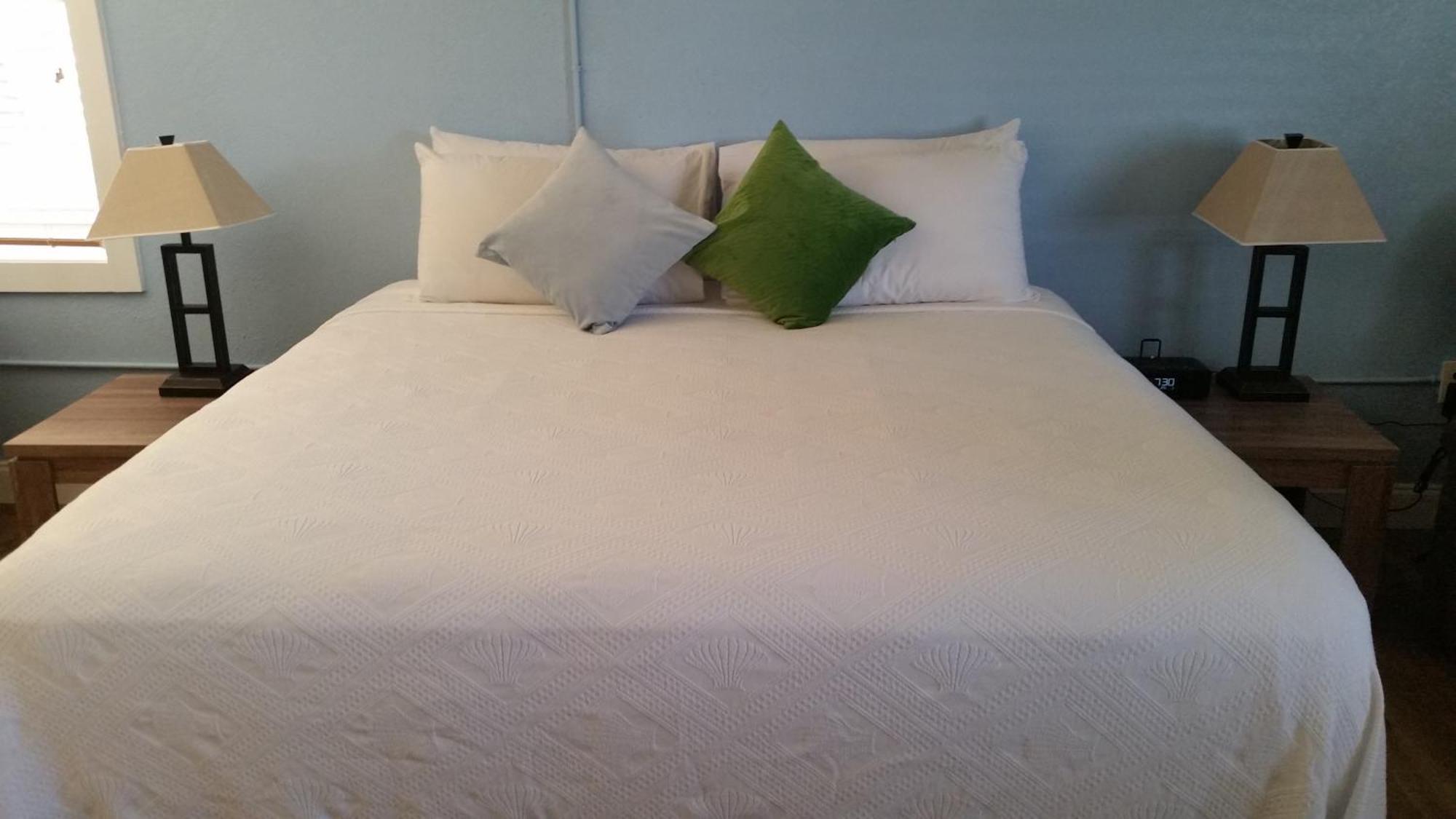 Standard King Room,1598433240:JPEG