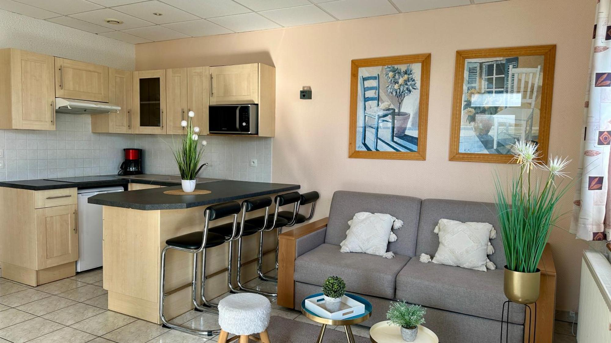 Superior Studio (3 Adults)