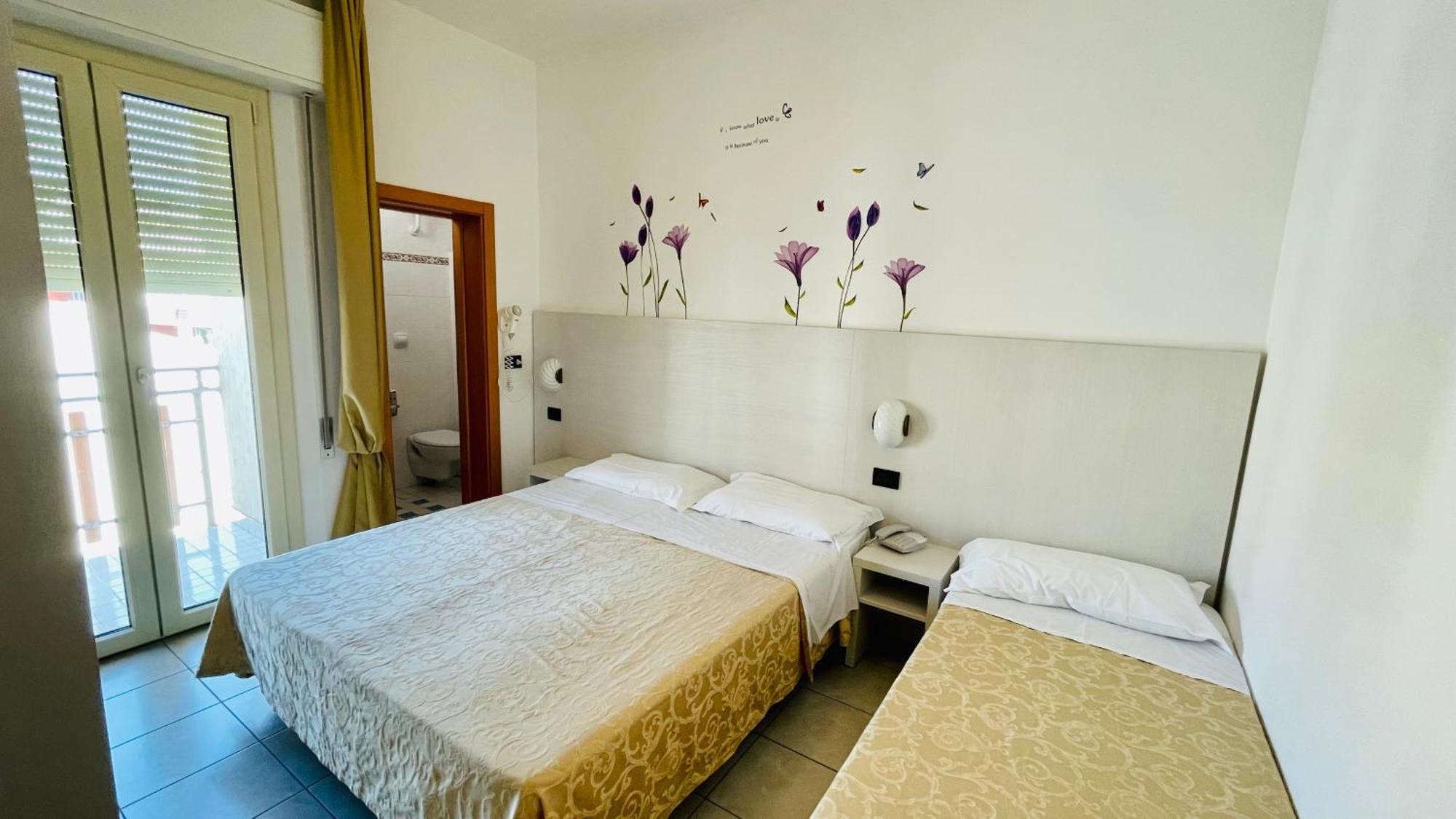Economy Triple Room