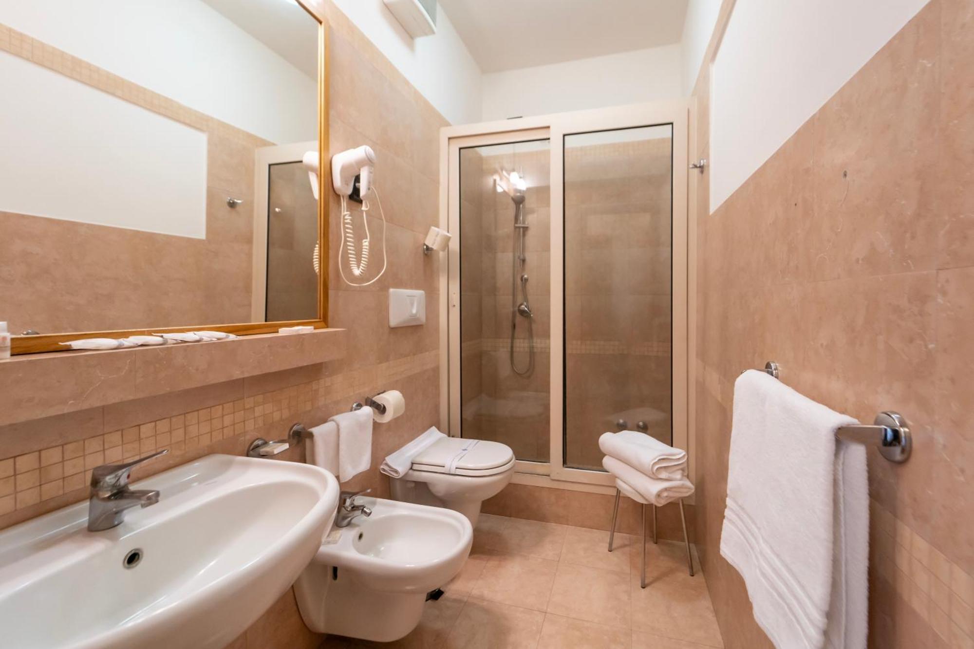 Quadruple Room with Terrace