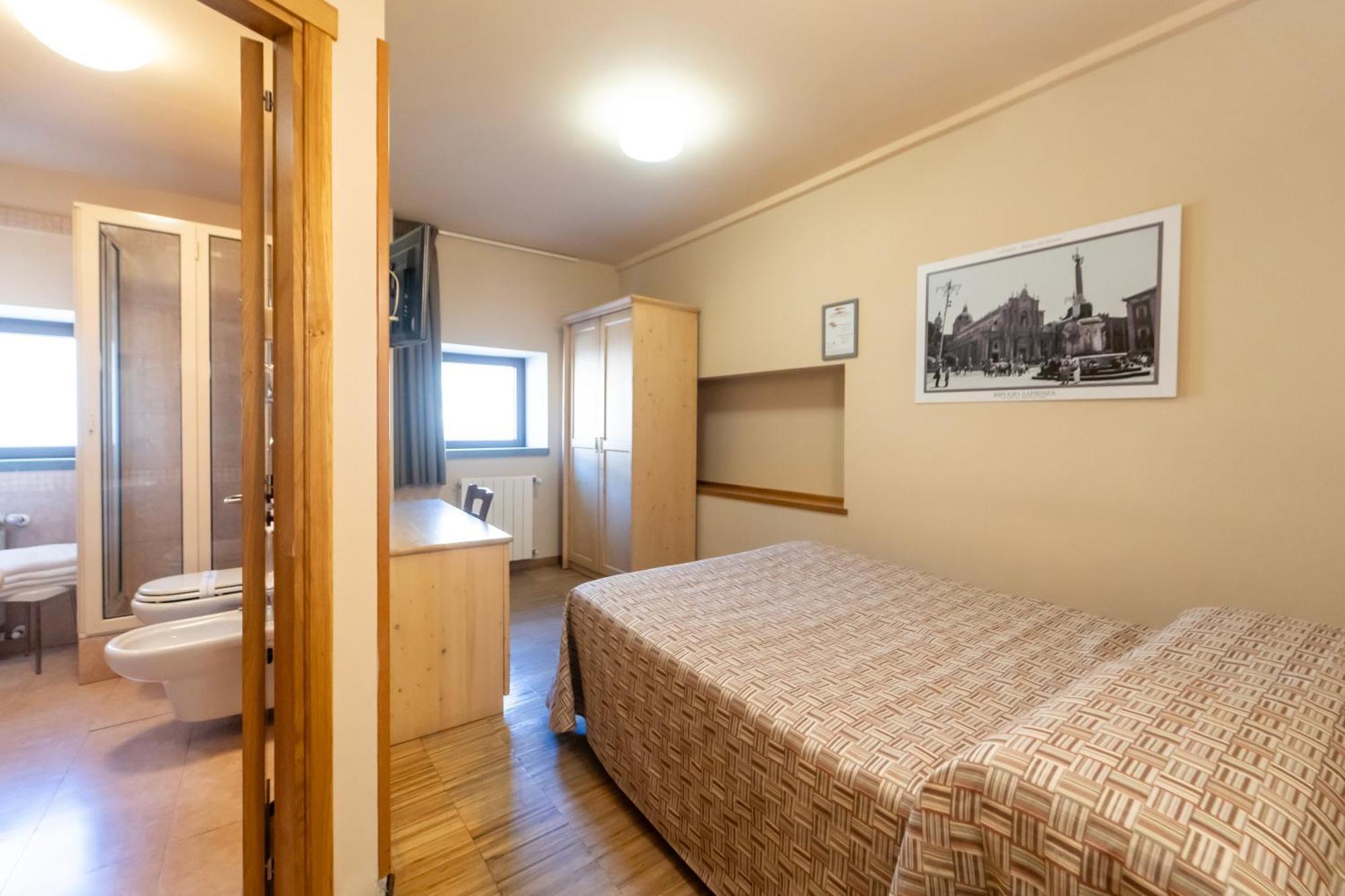 Economy Double Room