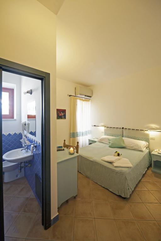 Two Connecting Double Rooms