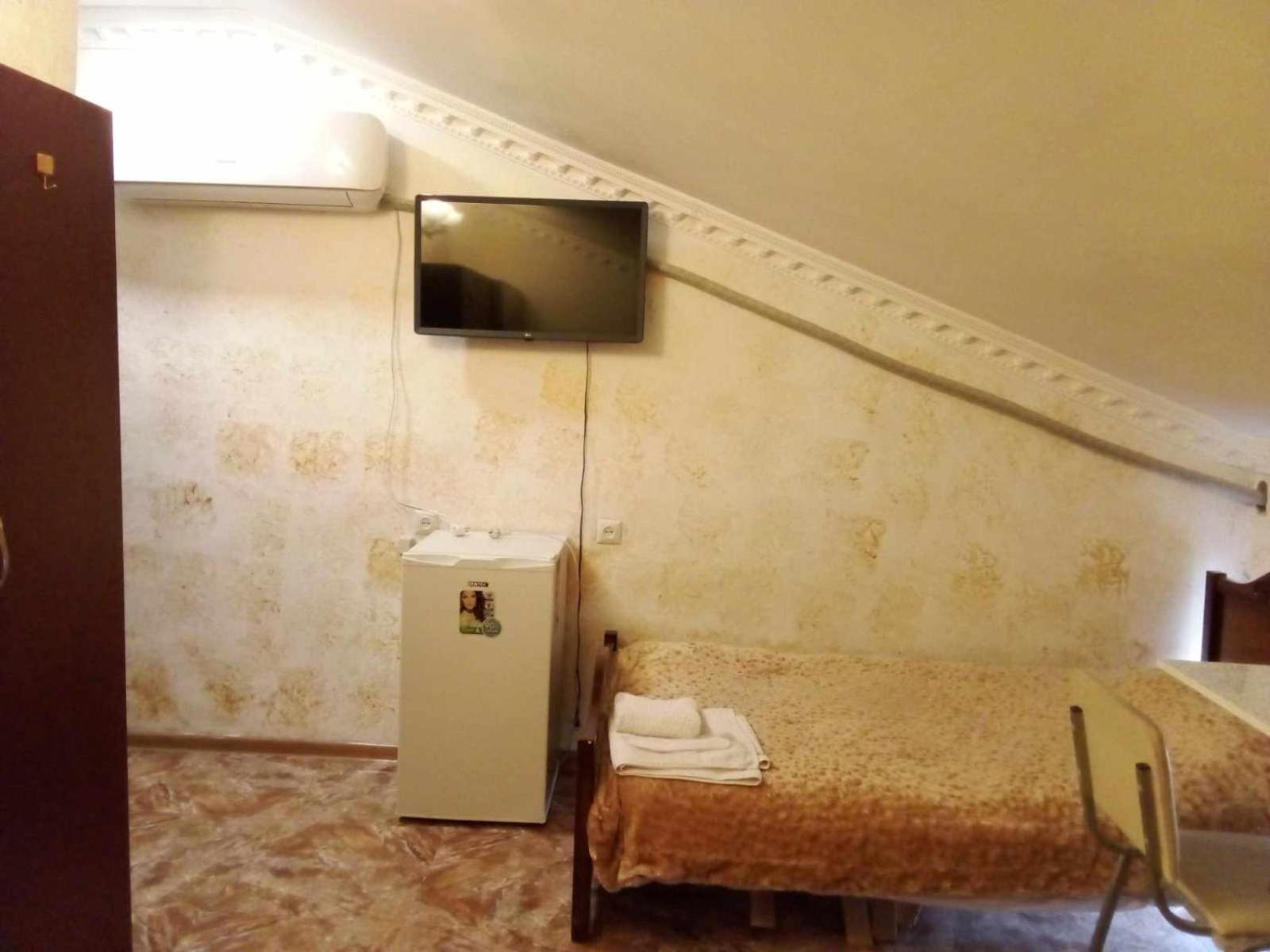 Small Twin Room