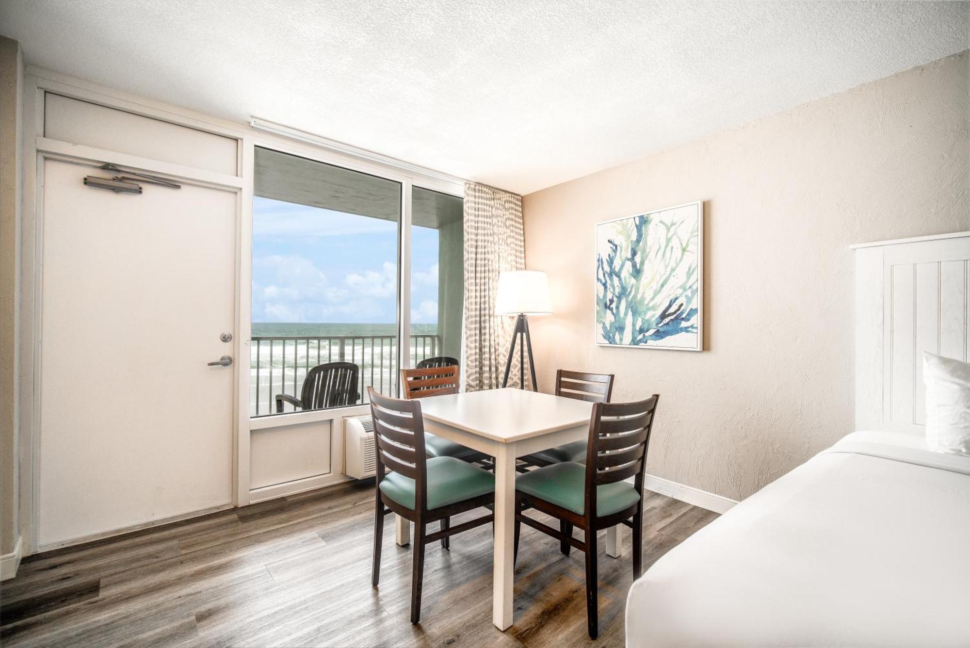 Queen Room Kitchenette Oceanfront
