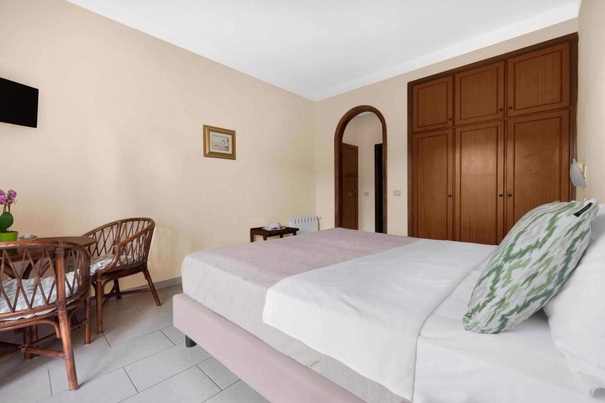 Double Room with Garden View,1563276373:JPEG