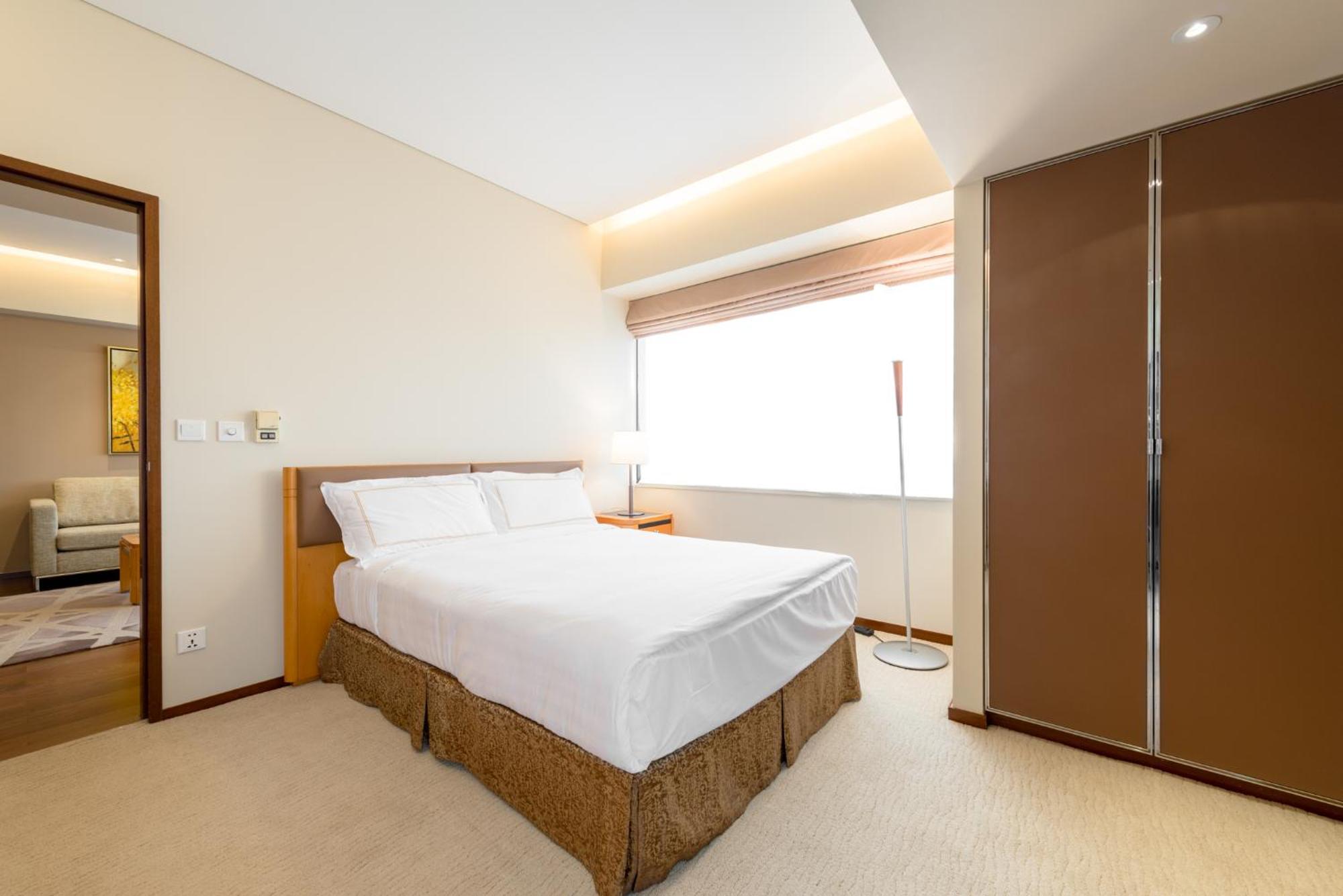 Three-Bedroom ApartmentBuffet