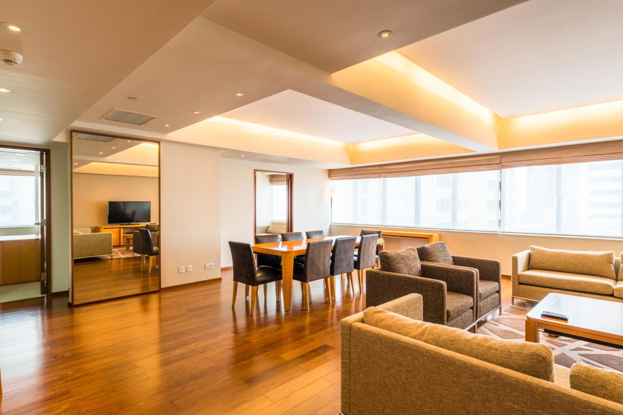 Deluxe Three-Bedroom ApartmentBuffet