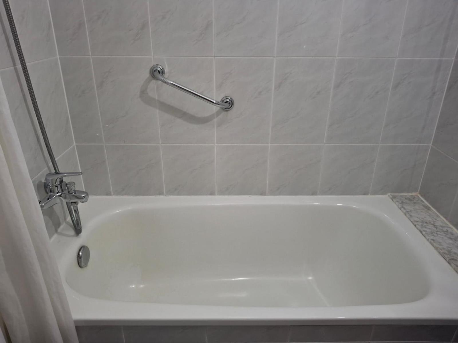 Chambre Quadruple avec Salle de Bains Privative