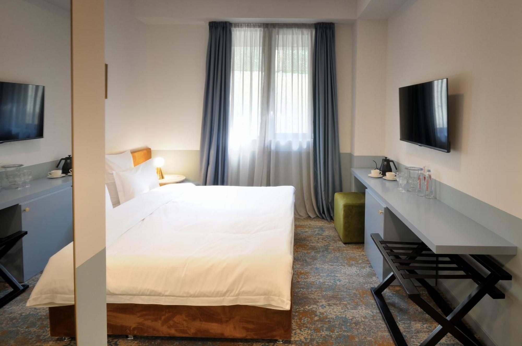Standard Double Room,1478721805:JPEG