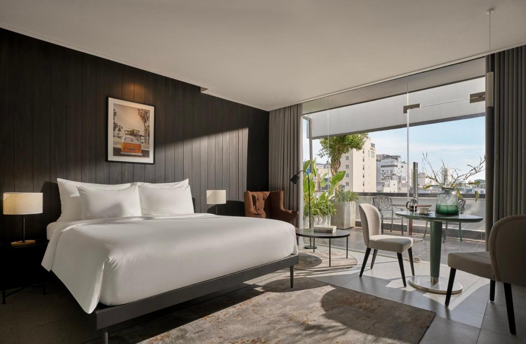 Deluxe Double Room with Balcony