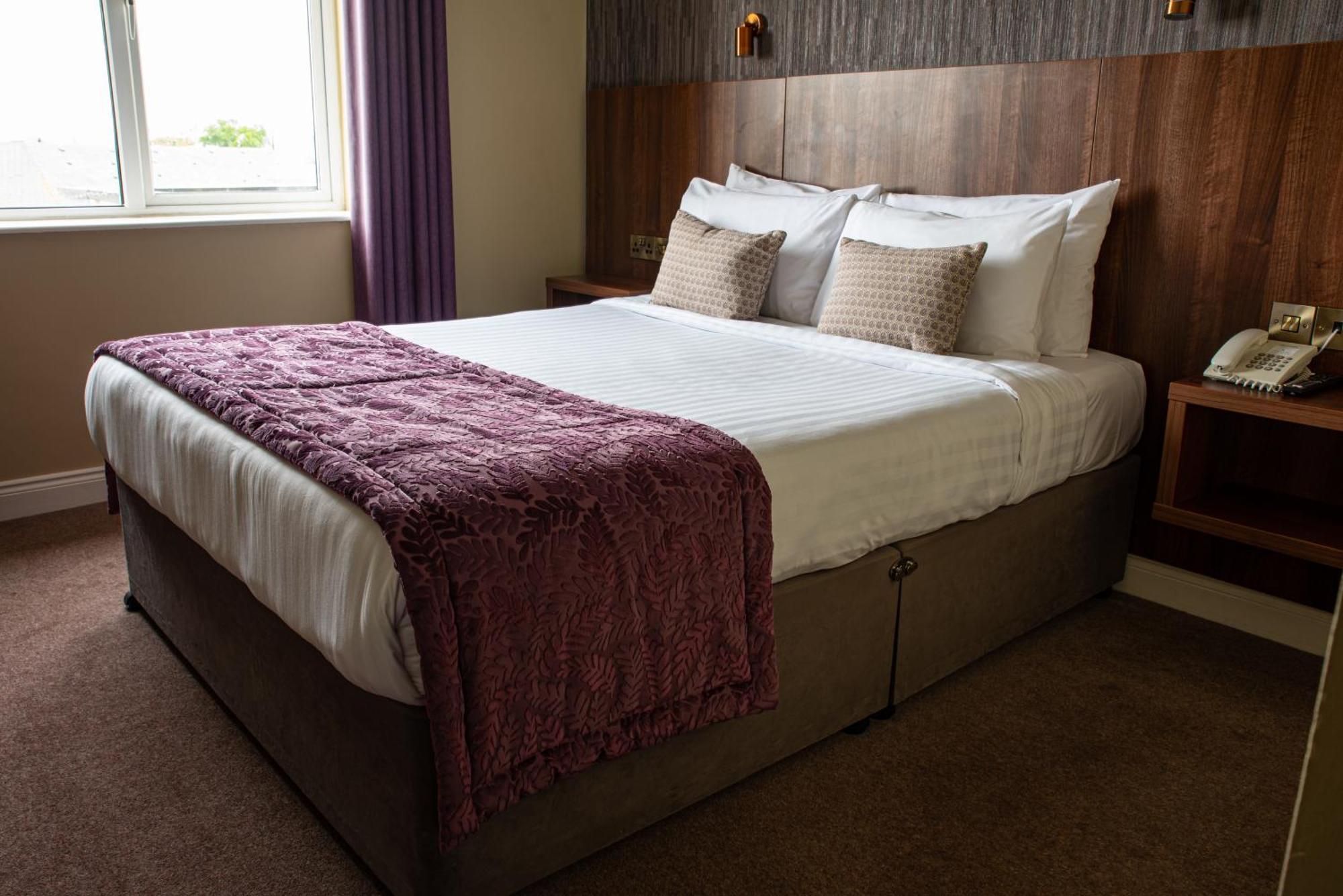 Double Room,1583063346:JPEG