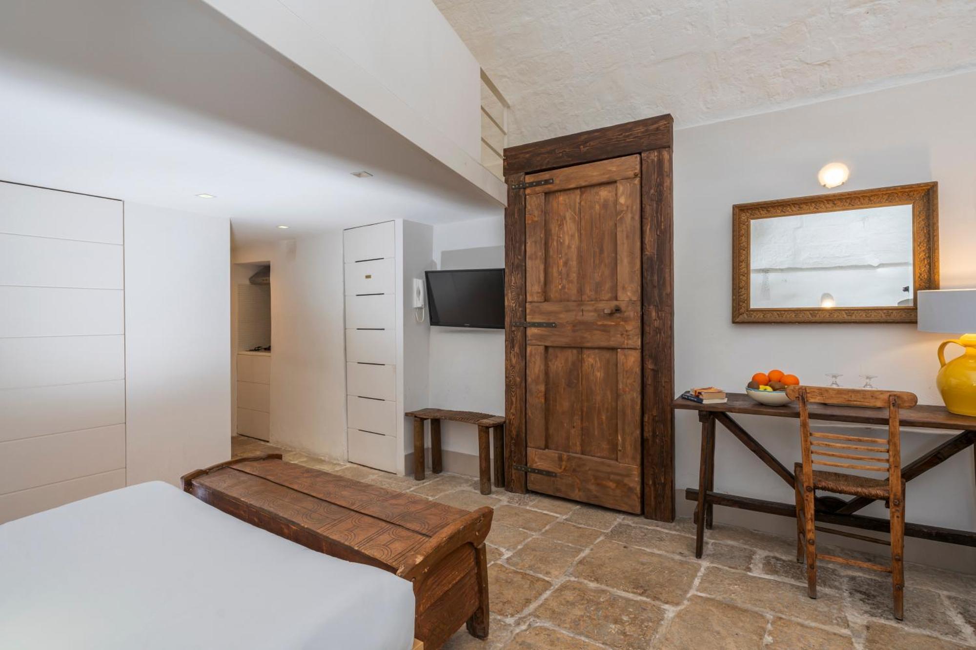 One-Bedroom Apartment - Separate Building