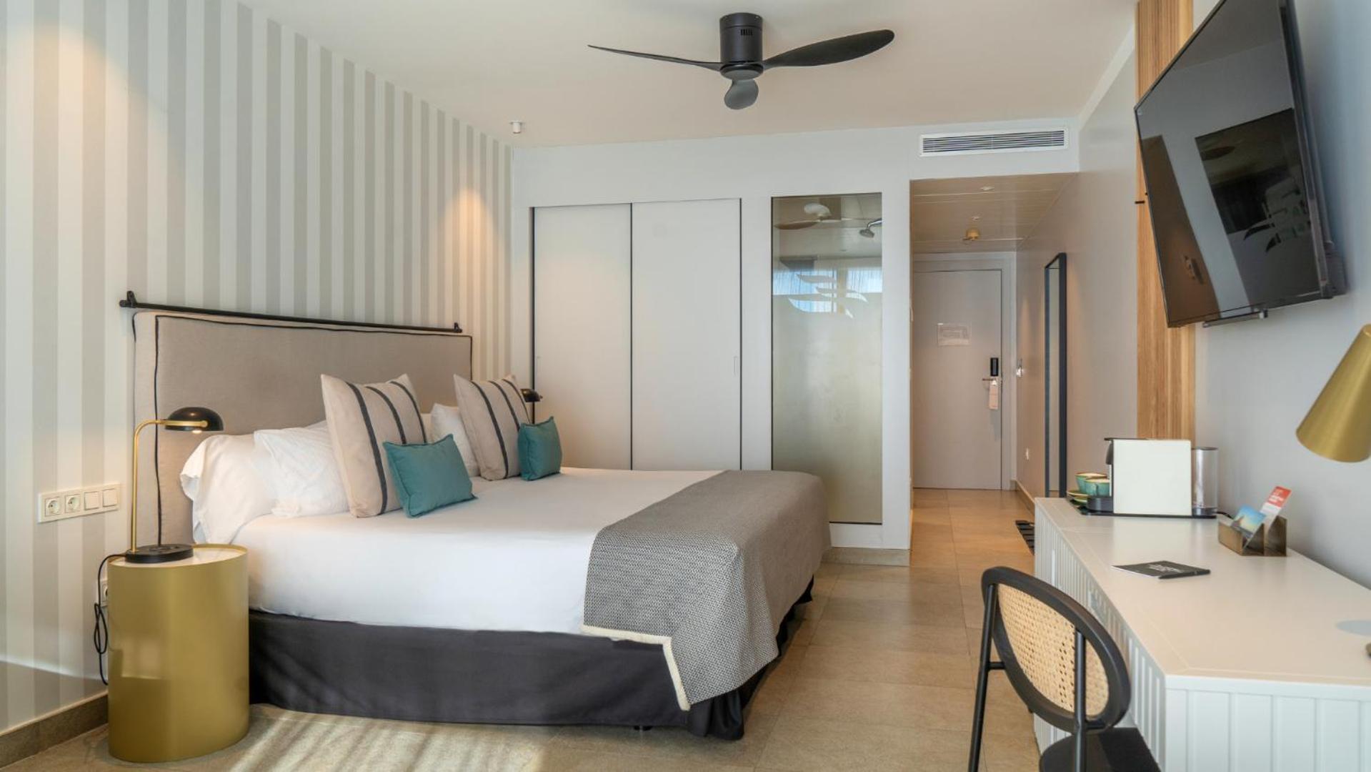 Superior Twin Room Sea View