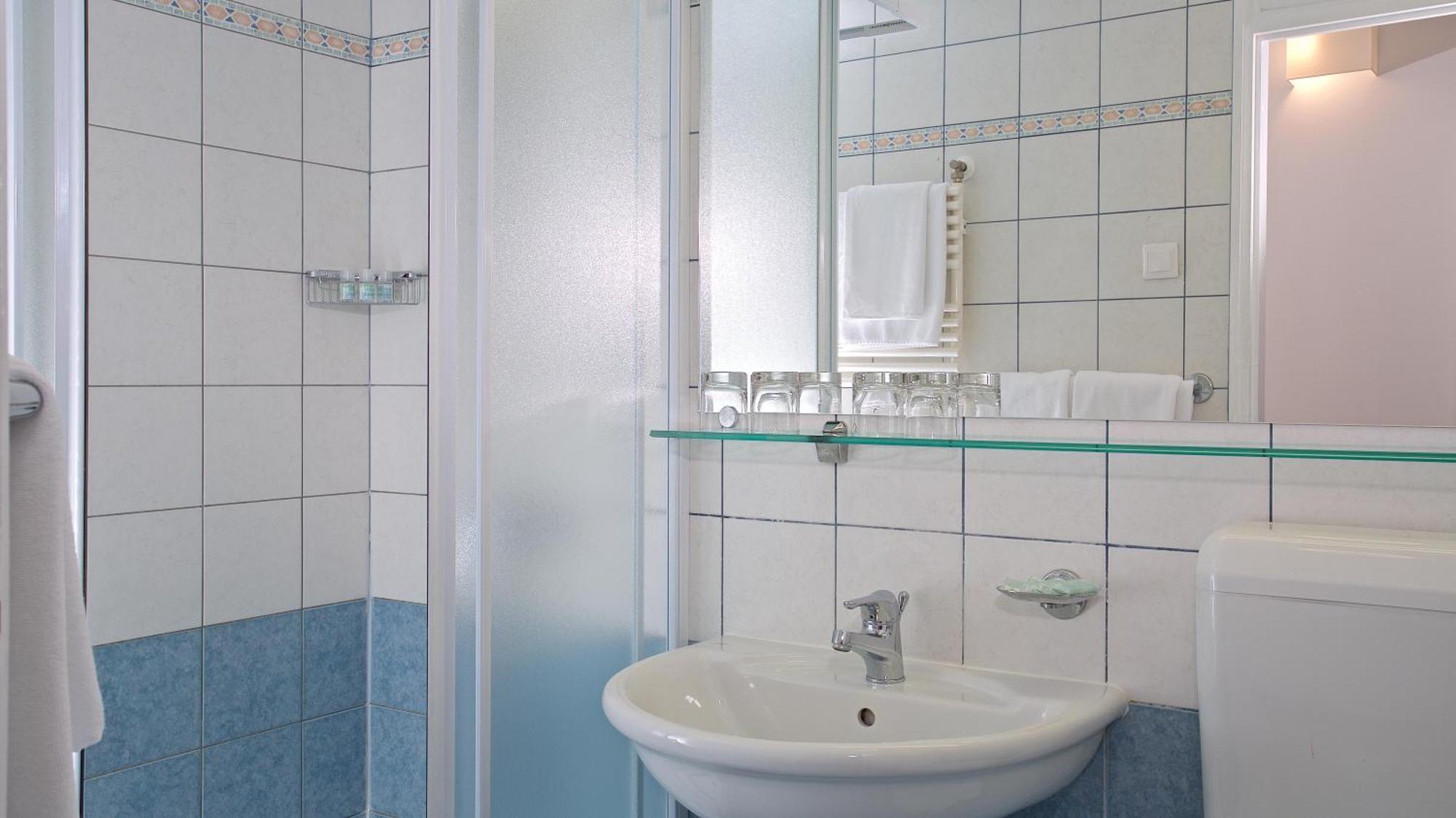 Dreibettzimmer mit Balkon - Meerseite